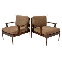 Pair of Mid-Century Modern Teak Lounge Chairs, 1960s