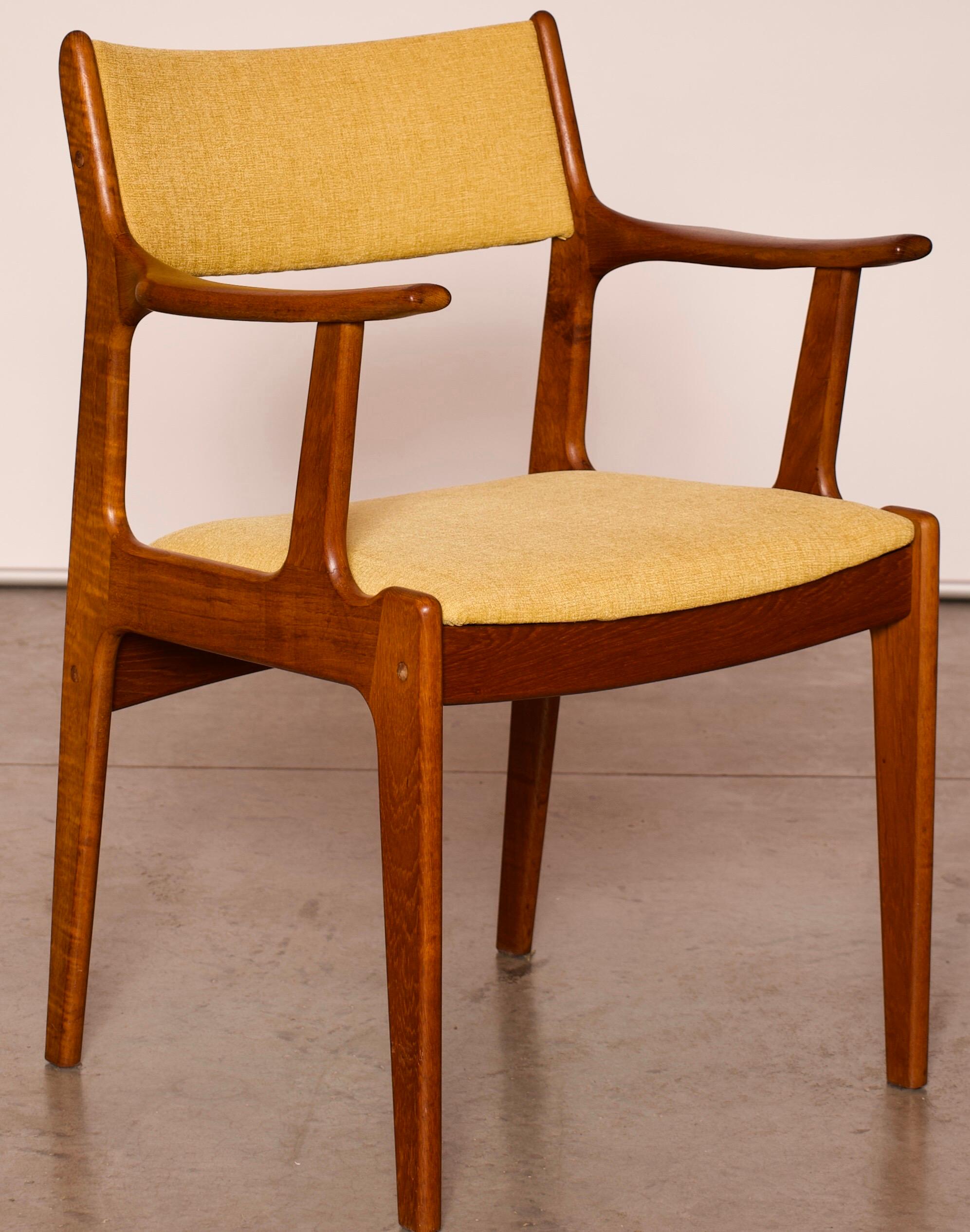 North American Pair of Mid-Century Modern Teak Wood Armchairs