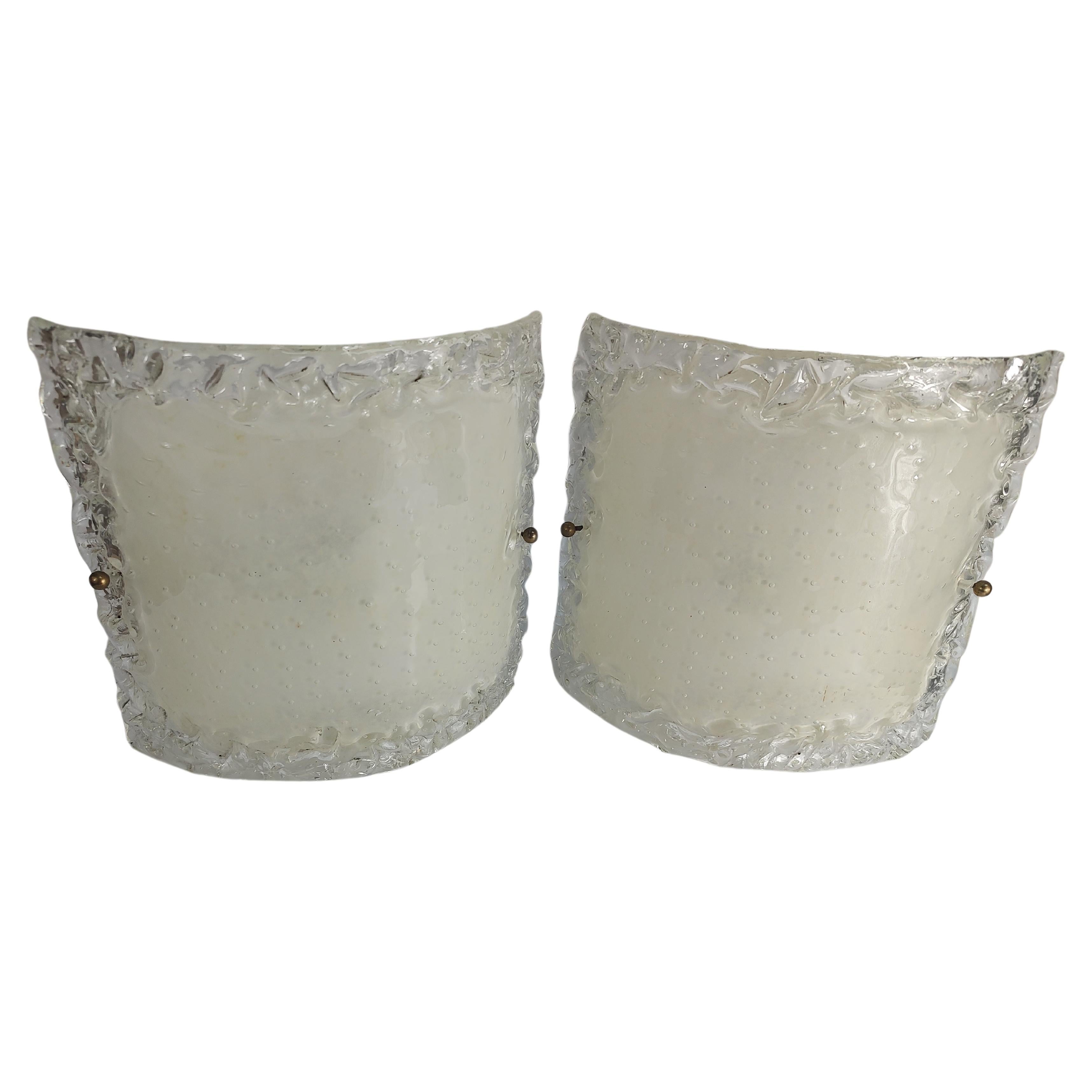 Hand-Crafted Pair of Mid Century Modern Thick Venini Style Murano Wall Sconces for Casella For Sale