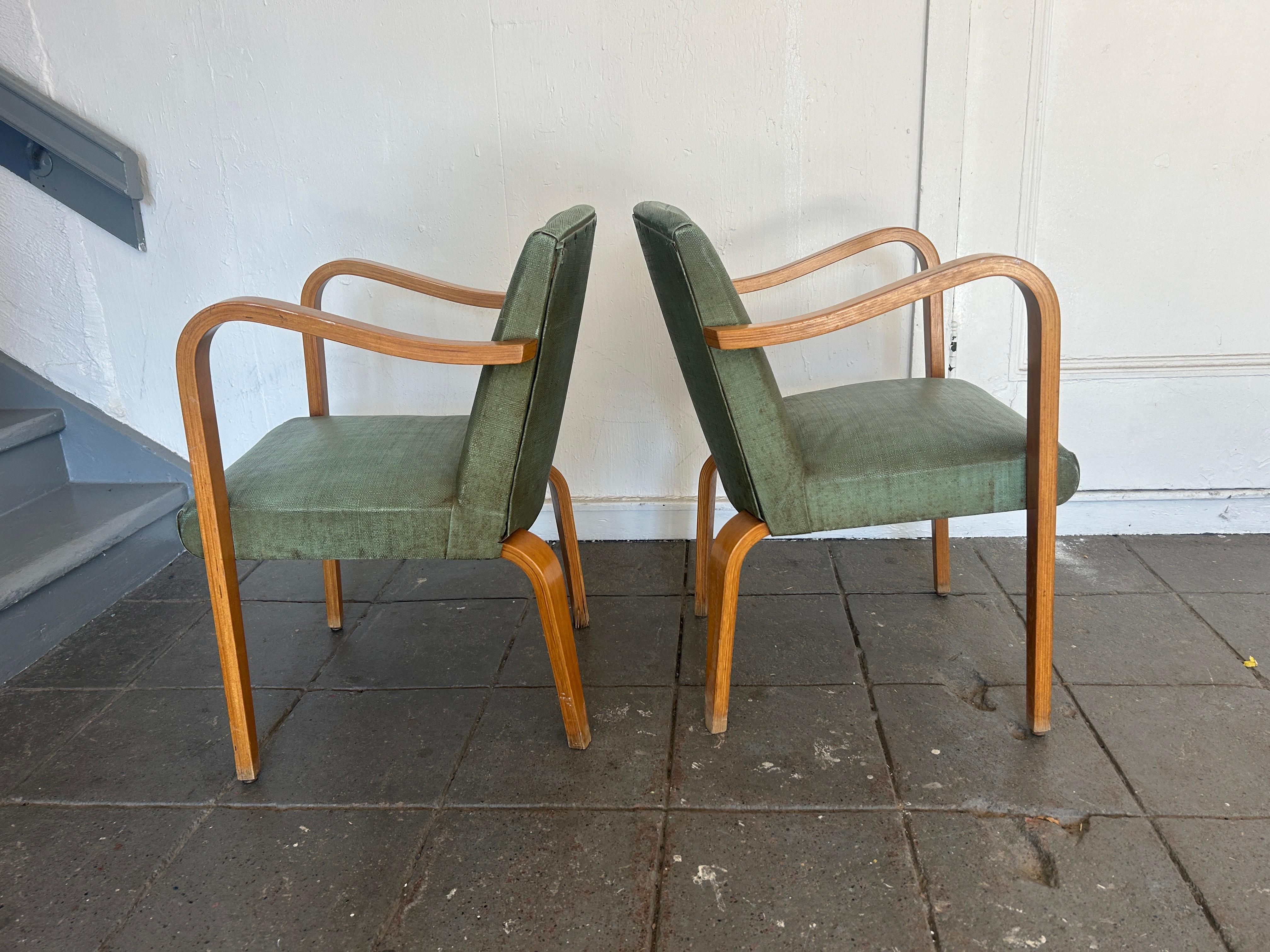 Woodwork Pair of Mid-Century Modern Thonet Bentwood Birch Arm Chairs For Sale