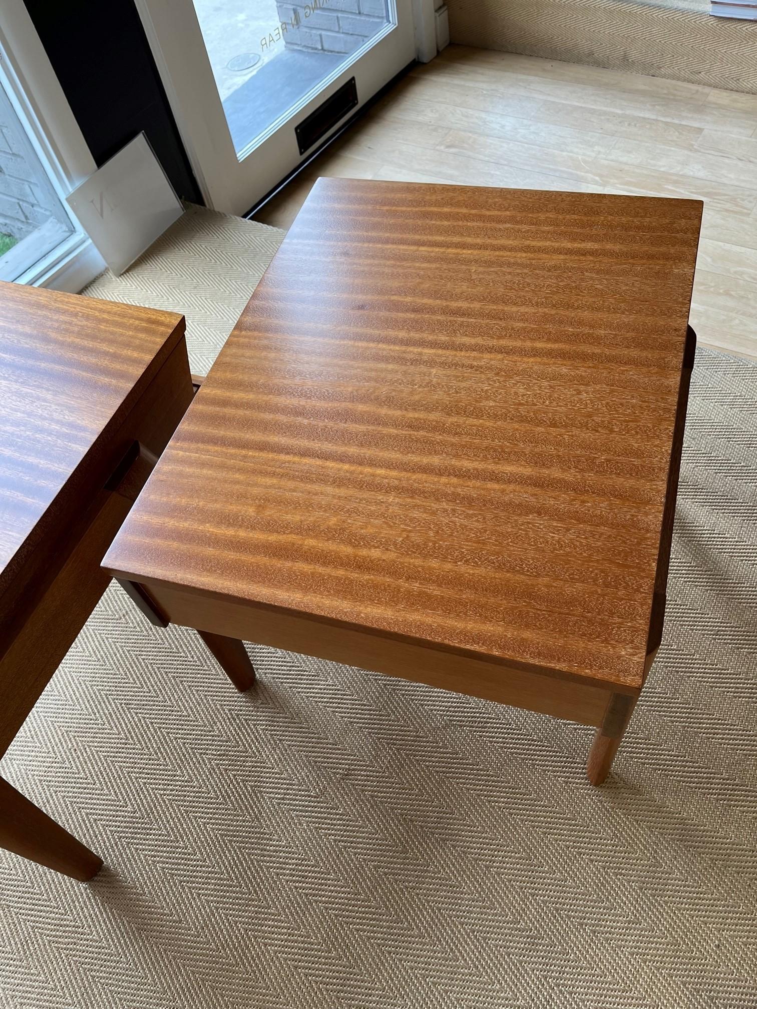 Wood Pair of Mid-Century Modern Tray Side Table Designed by John Keal  For Sale