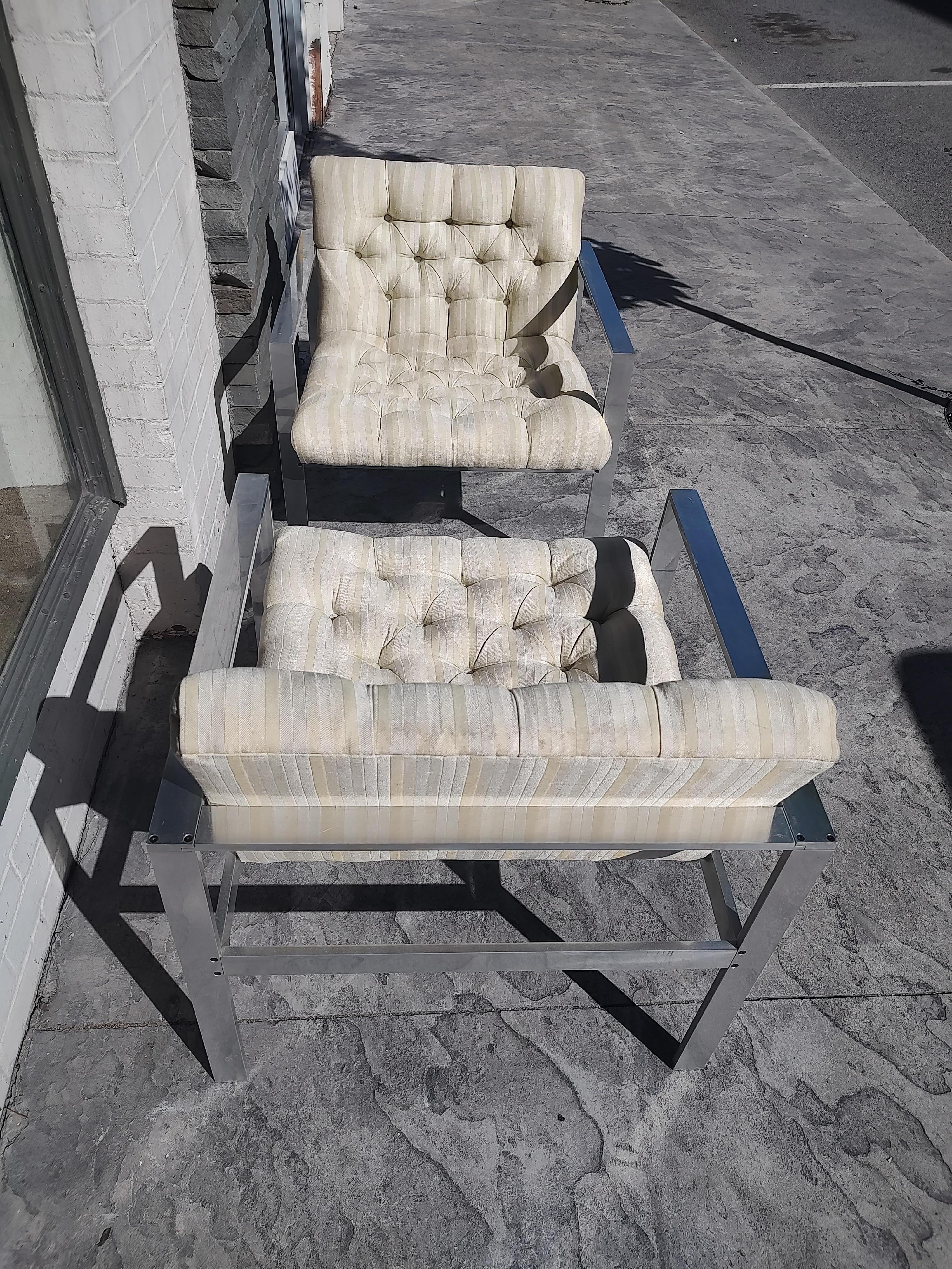 Pair of Mid-Century Modern Tufted Aluminum Lounge Chairs by Harvey Probber In Good Condition For Sale In Port Jervis, NY