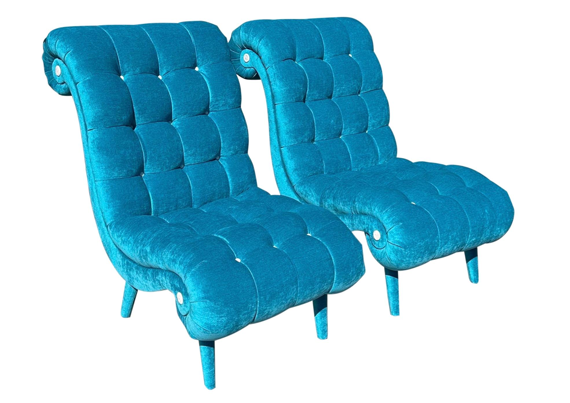 20th Century Pair of Mid Century Modern Tufted Turquoise Velvet Chairs For Sale