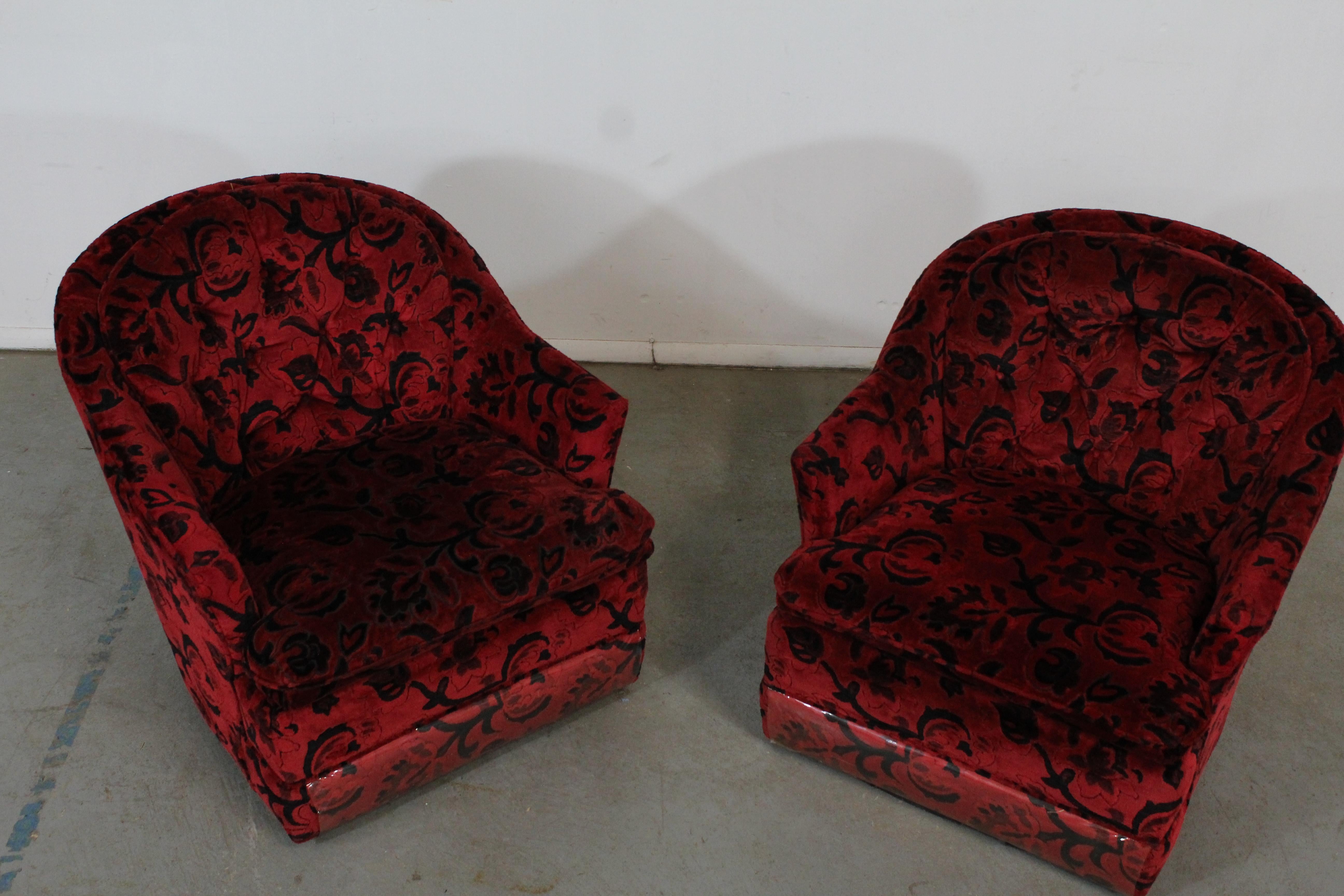 Mid-Century Modern Tufted Velvet Barrel Back Club Chairs 'Pair' For Sale 6