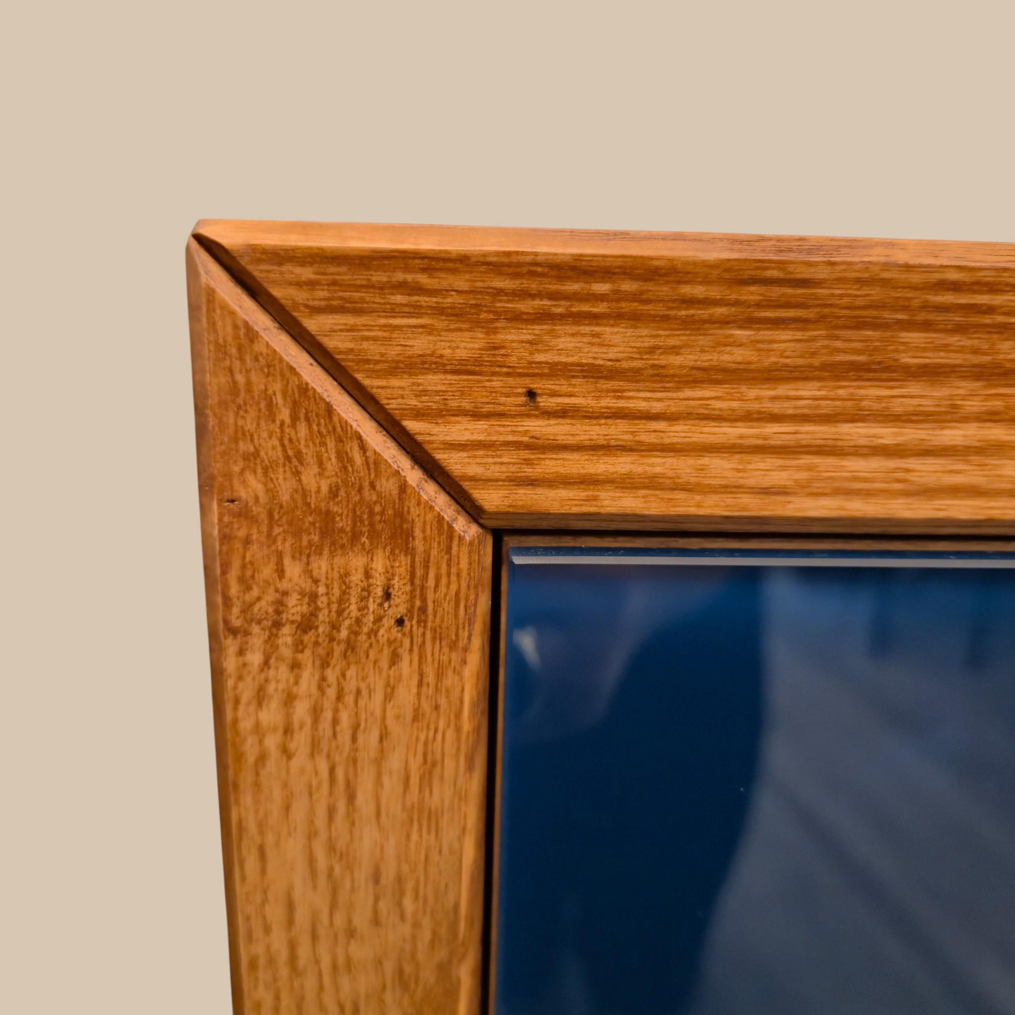 Coppia di tavolini in vetro di Murano e ottone della metà del secolo scorso, anni '60-'70 in vendita 4