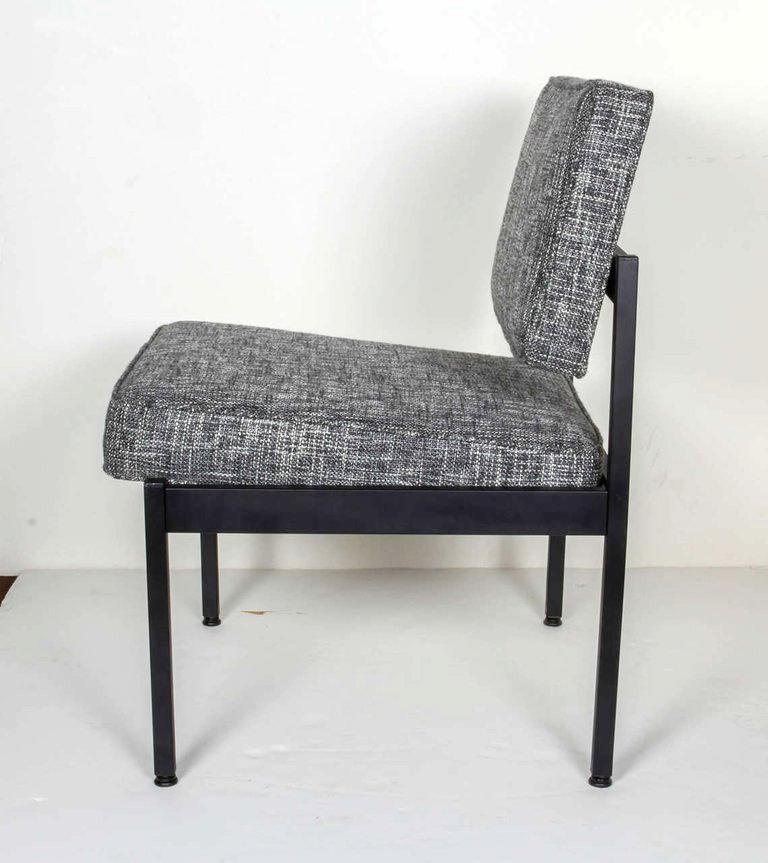 Pair of Mid-Century Modern Tweed Industrial Chairs in the Style of Knoll In Good Condition In Fort Lauderdale, FL