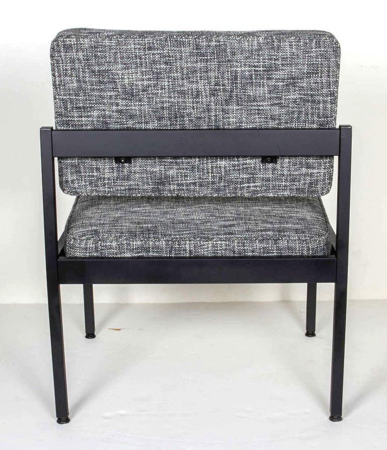 Steel Pair of Mid-Century Modern Tweed Industrial Chairs in the Style of Knoll