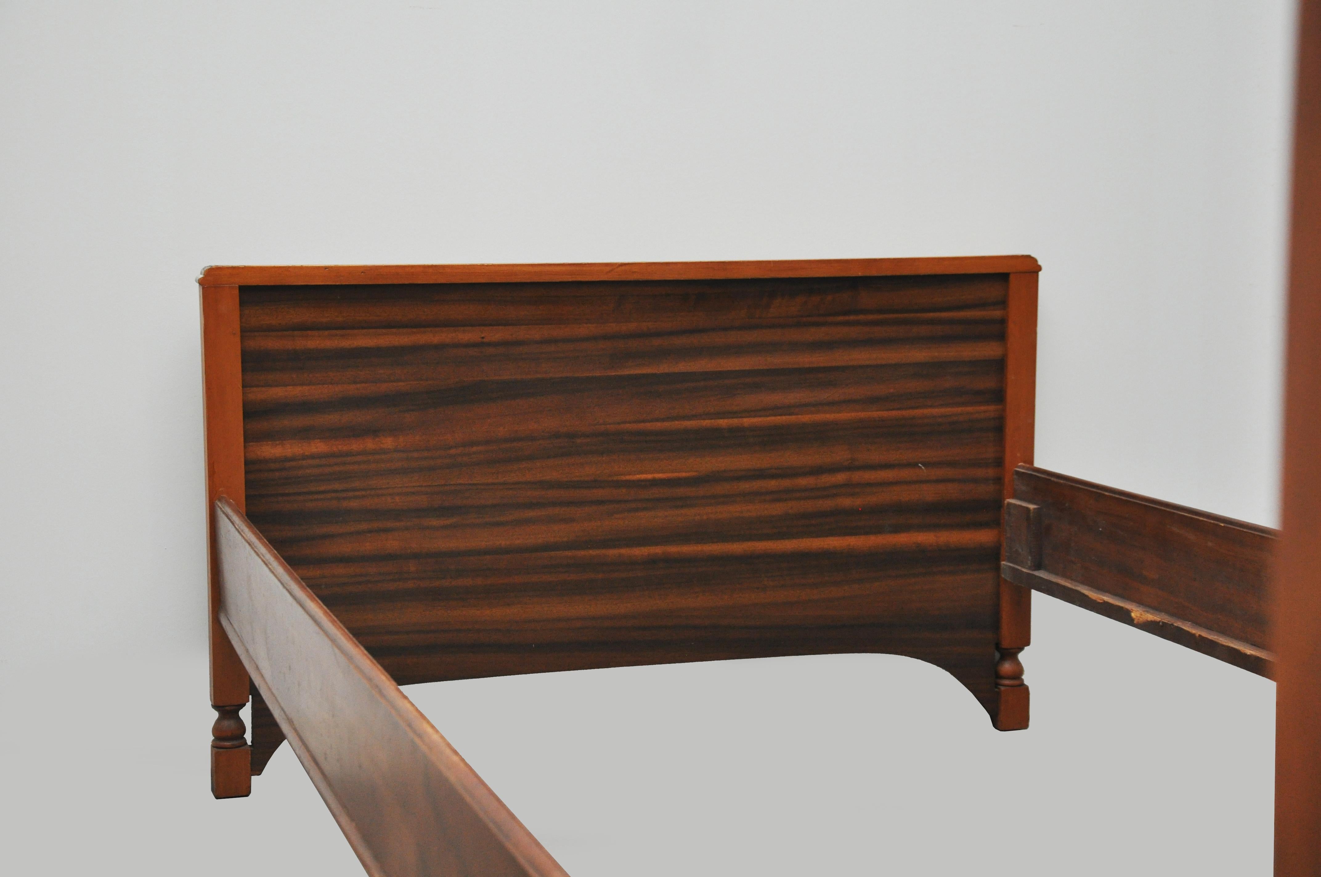 Pair of Mid-Century Modern Twin Beds 3