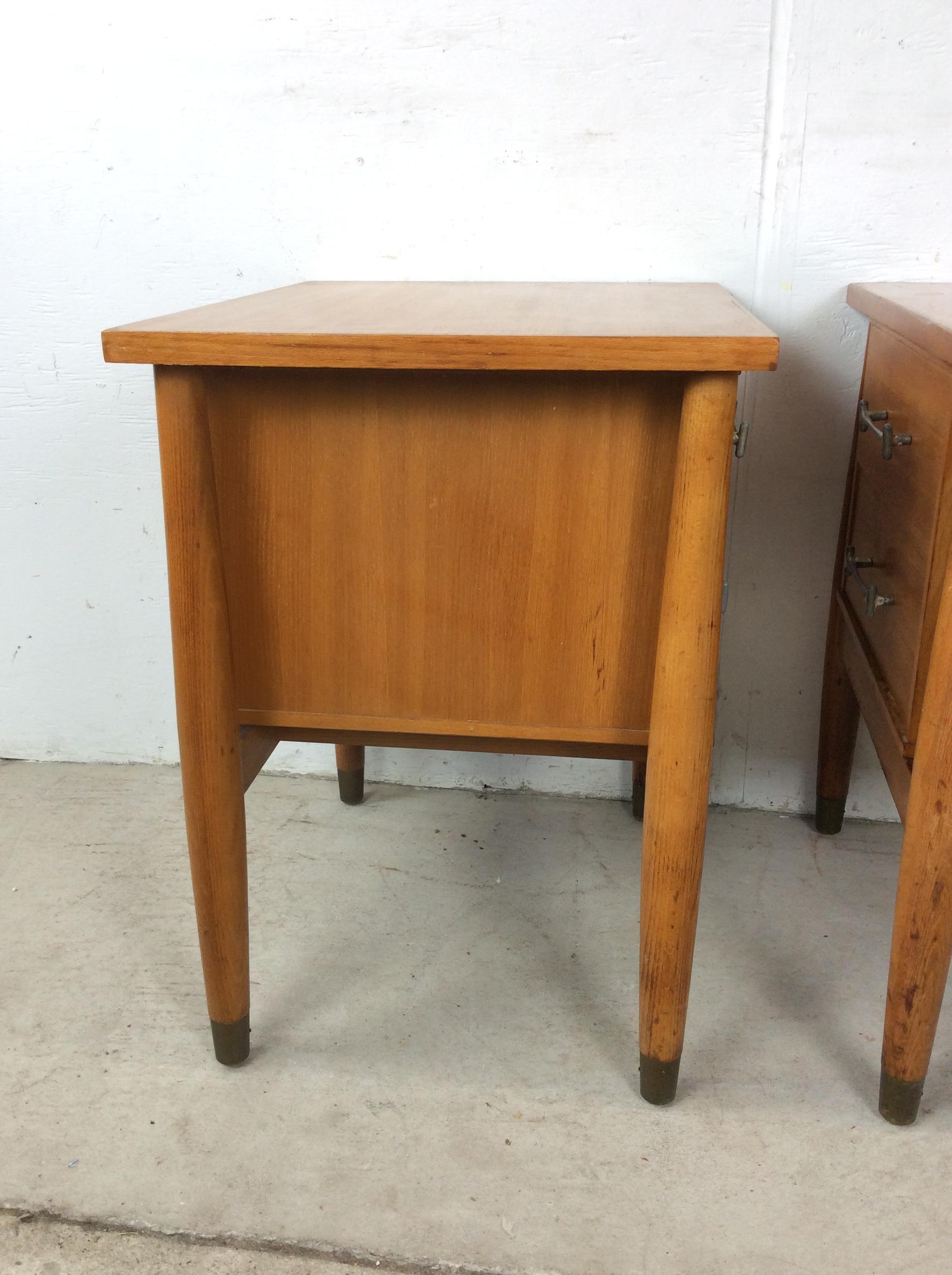 Pair of Mid Century Modern Two Drawer Nightstands by Drexel in vendita 12