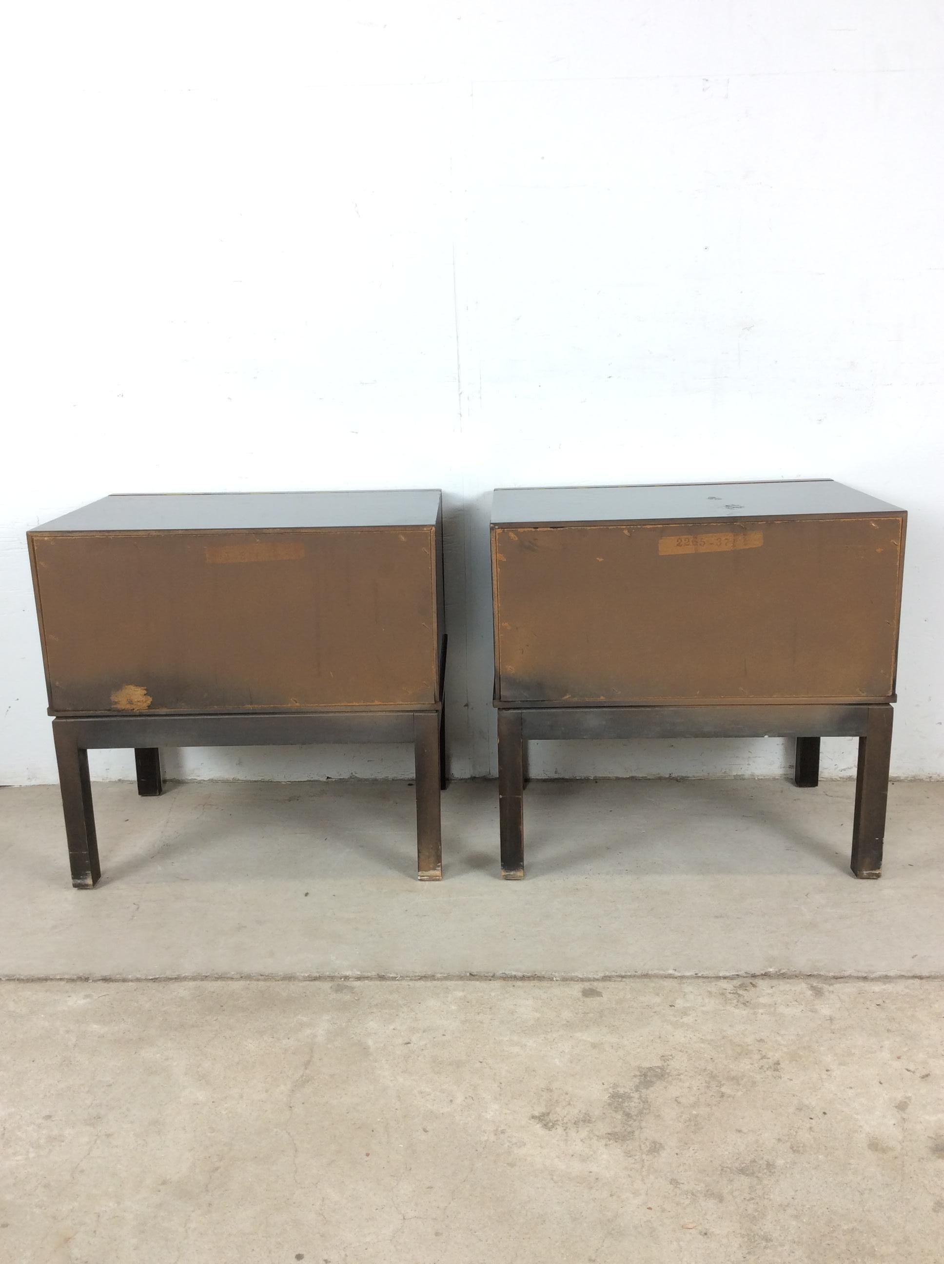 Pair of Mid Century Modern Two Drawer Nightstands with Chrome Accents en vente 13