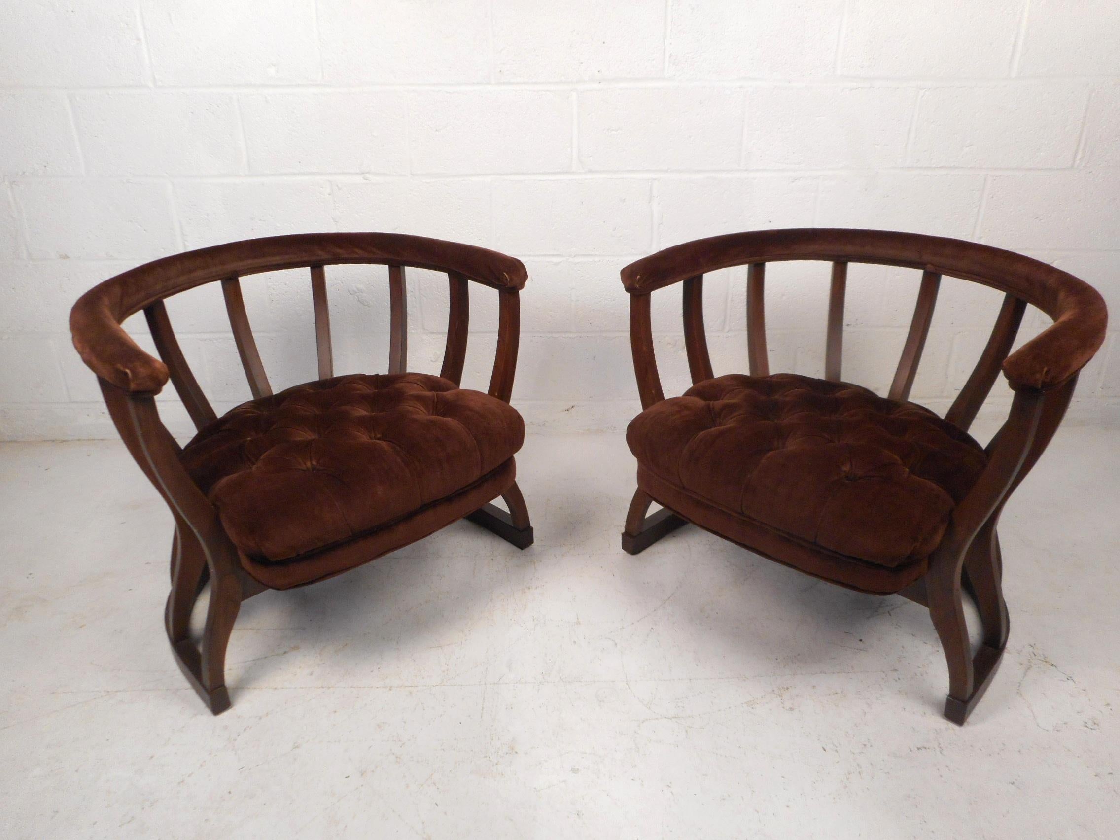 Late 20th Century Pair of Mid-Century Modern Upholstered Barrel Back Chairs