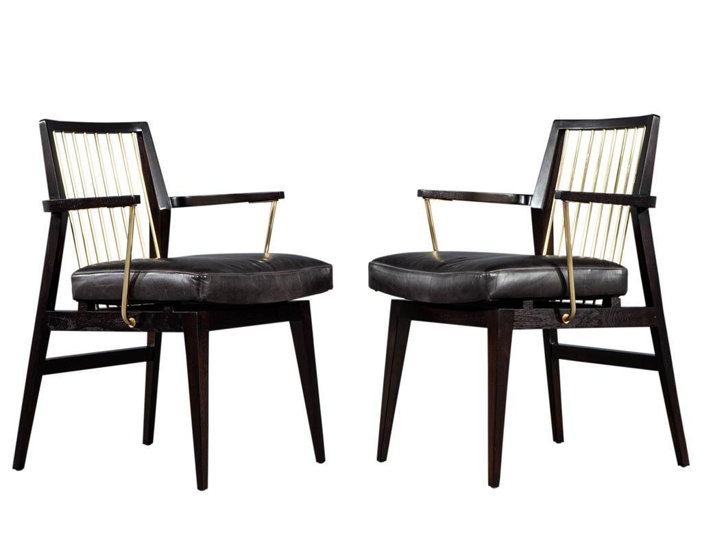 Pair of Mid-Century Modern Vintage Leather Arm Chairs with Brass Accents In Good Condition In North York, ON