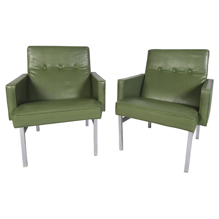 Pair of MidCentury Modern Vinyl Lounge Chairs For Sale at 1stDibs