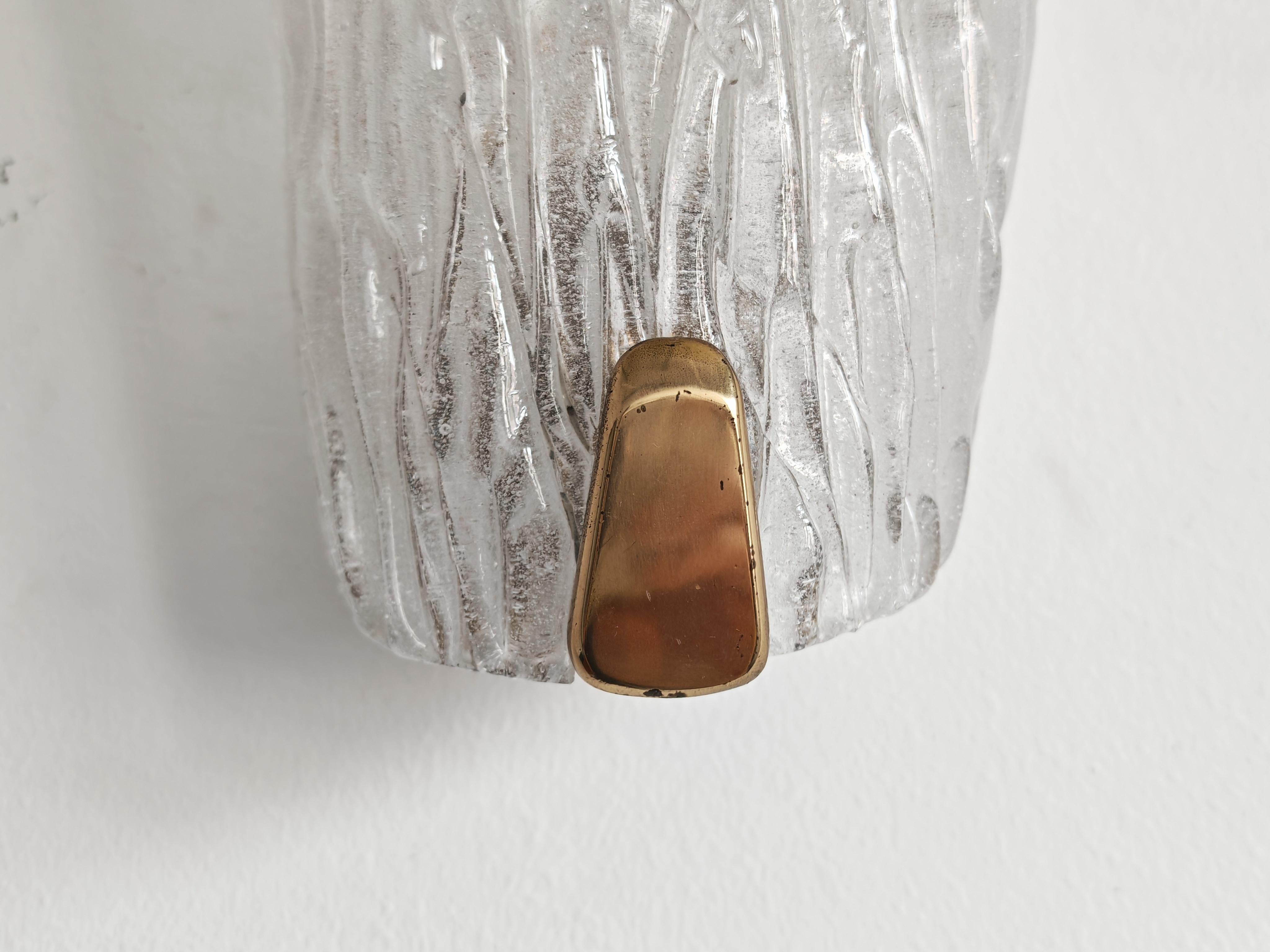 Paire d'appliques murales ou d'appliques modernes du milieu du siècle par J.T. Kalmar, Autriche, années 1960 en vente 2