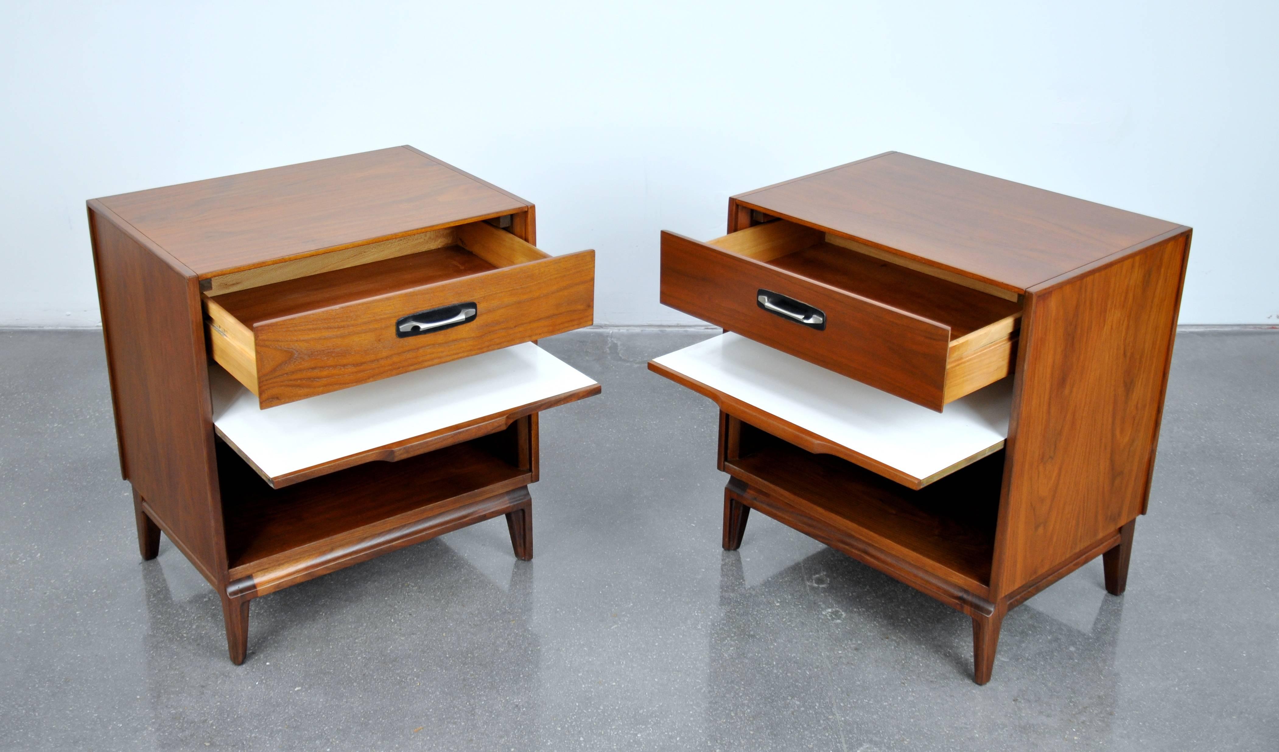 Pair of Mid-Century Modern Walnut, Black Leather and Steel Nightstands 1