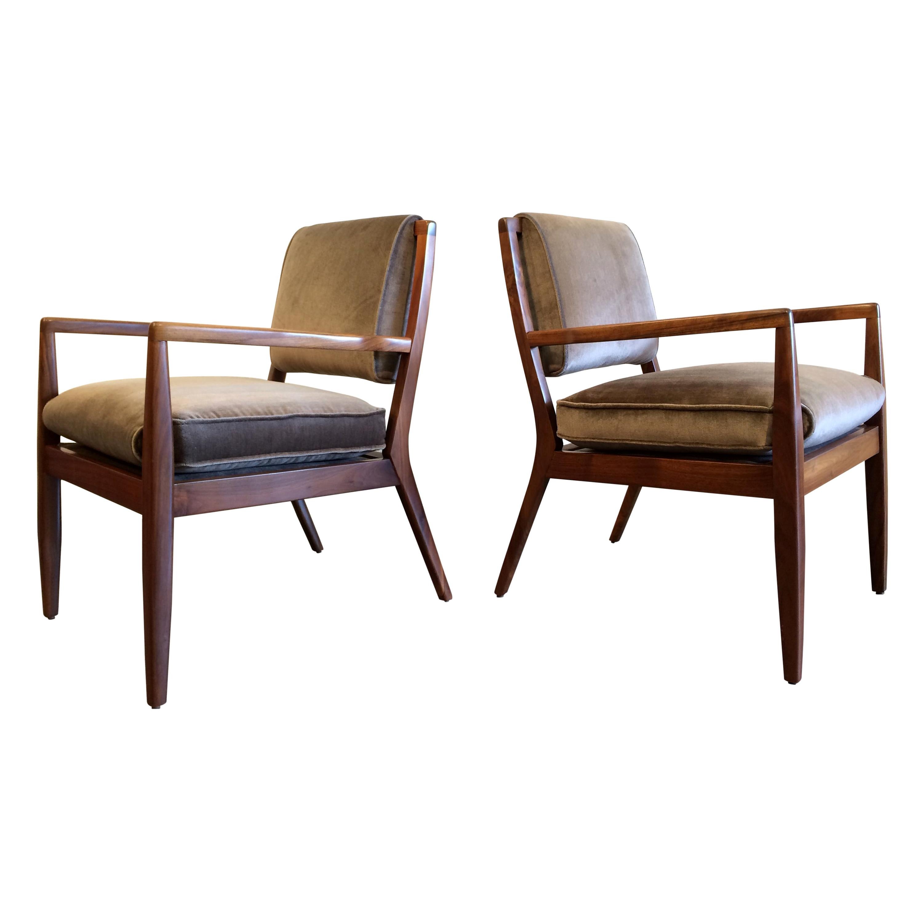 Pair of Mid-Century Modern Walnut Armchairs, USA, 1950s