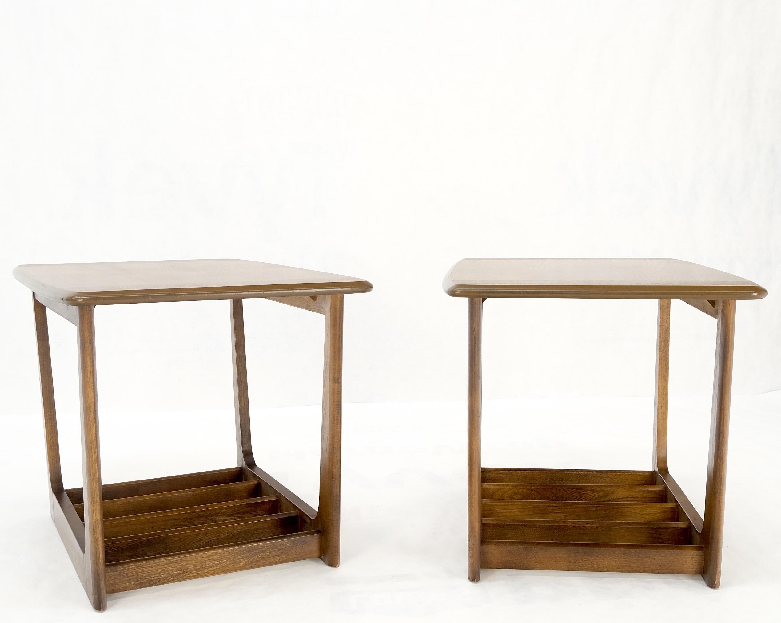 Pair of Mid-Century Modern Walnut End Side Tables w/ Shelf MINT! 4