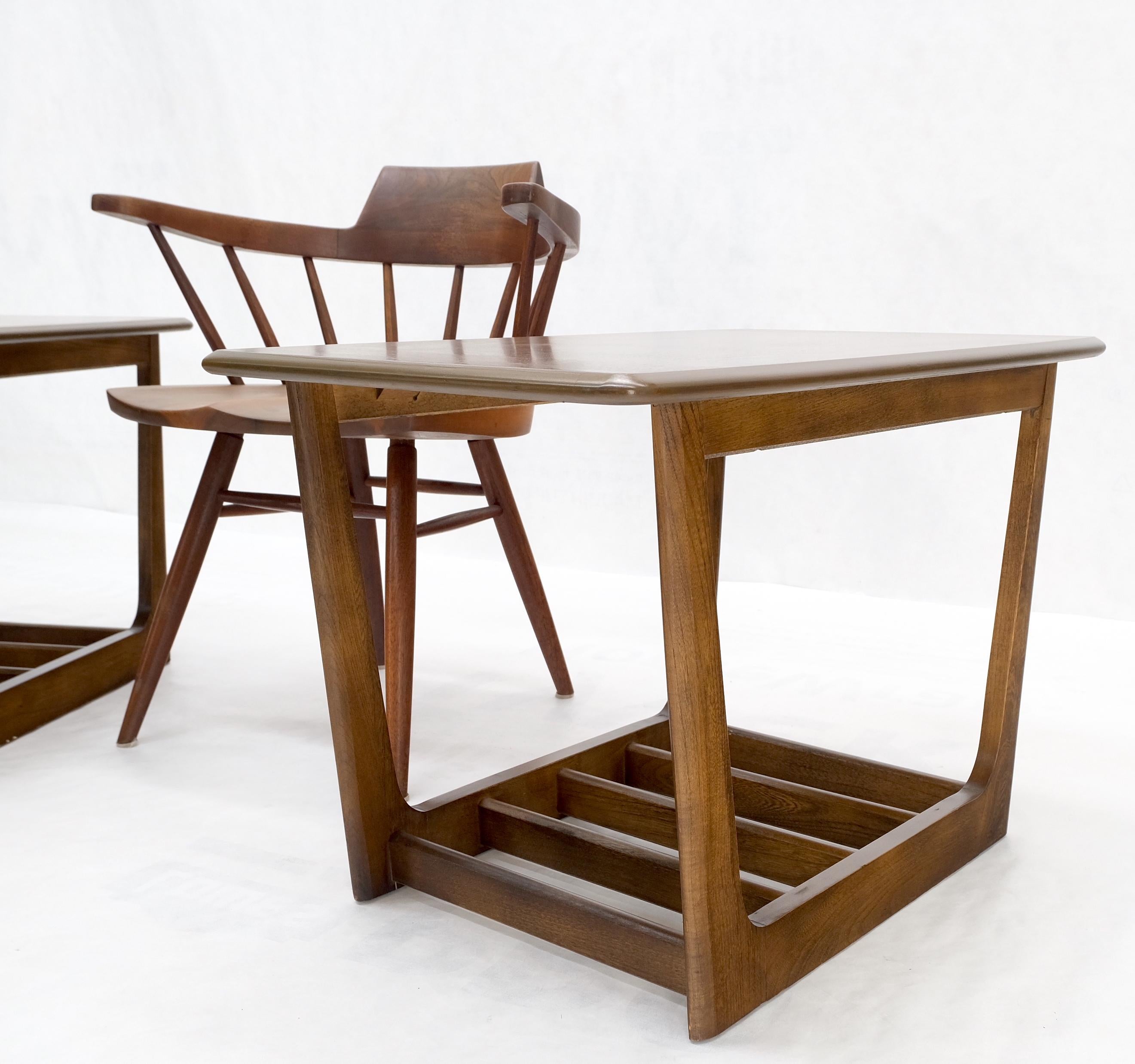 Pair of Mid-Century Modern Walnut End Side Tables w/ Shelf MINT! 6