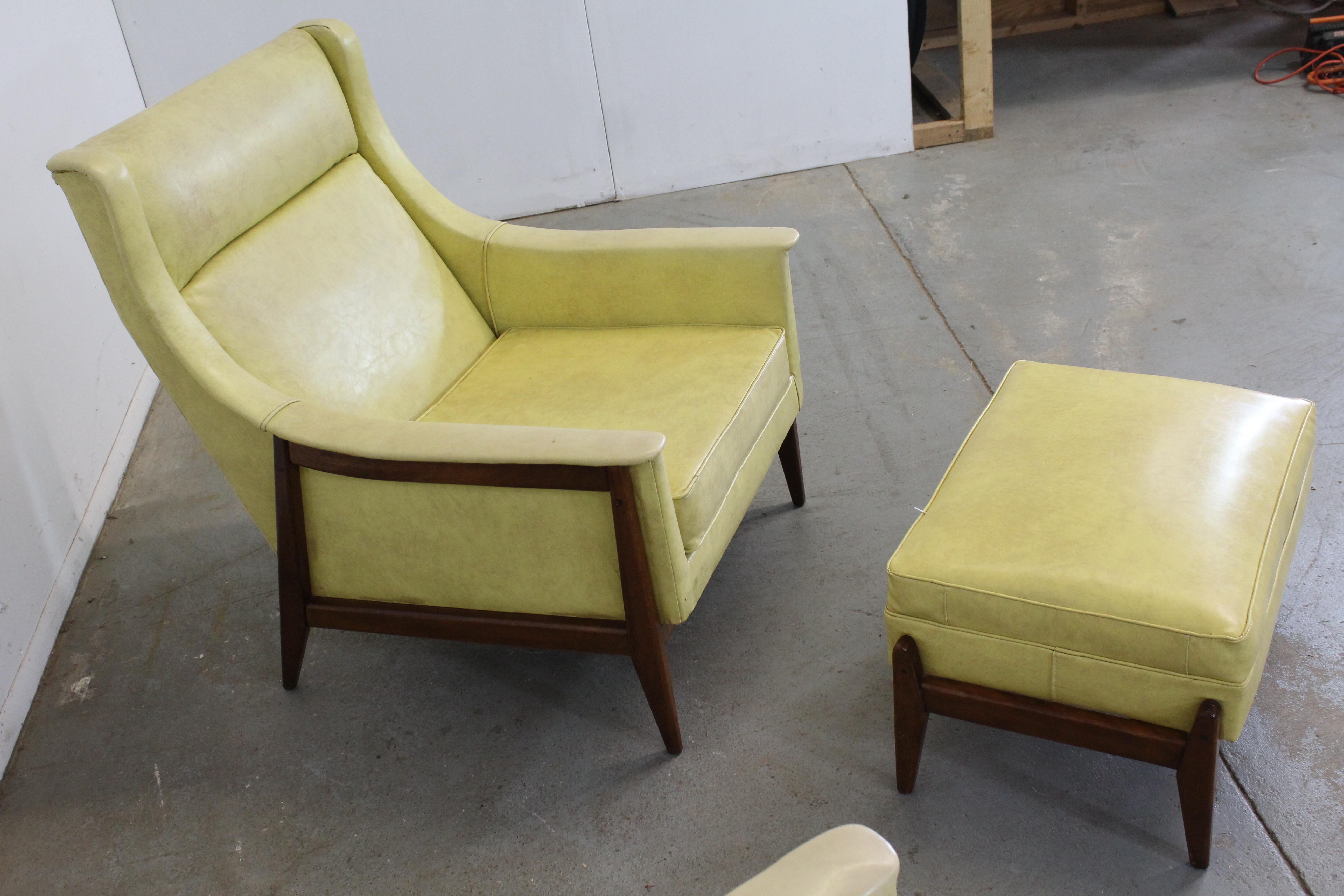 Pair of Mid-Century Modern Walnut Frame His/Her Lounge Chairs with Ottoman 2