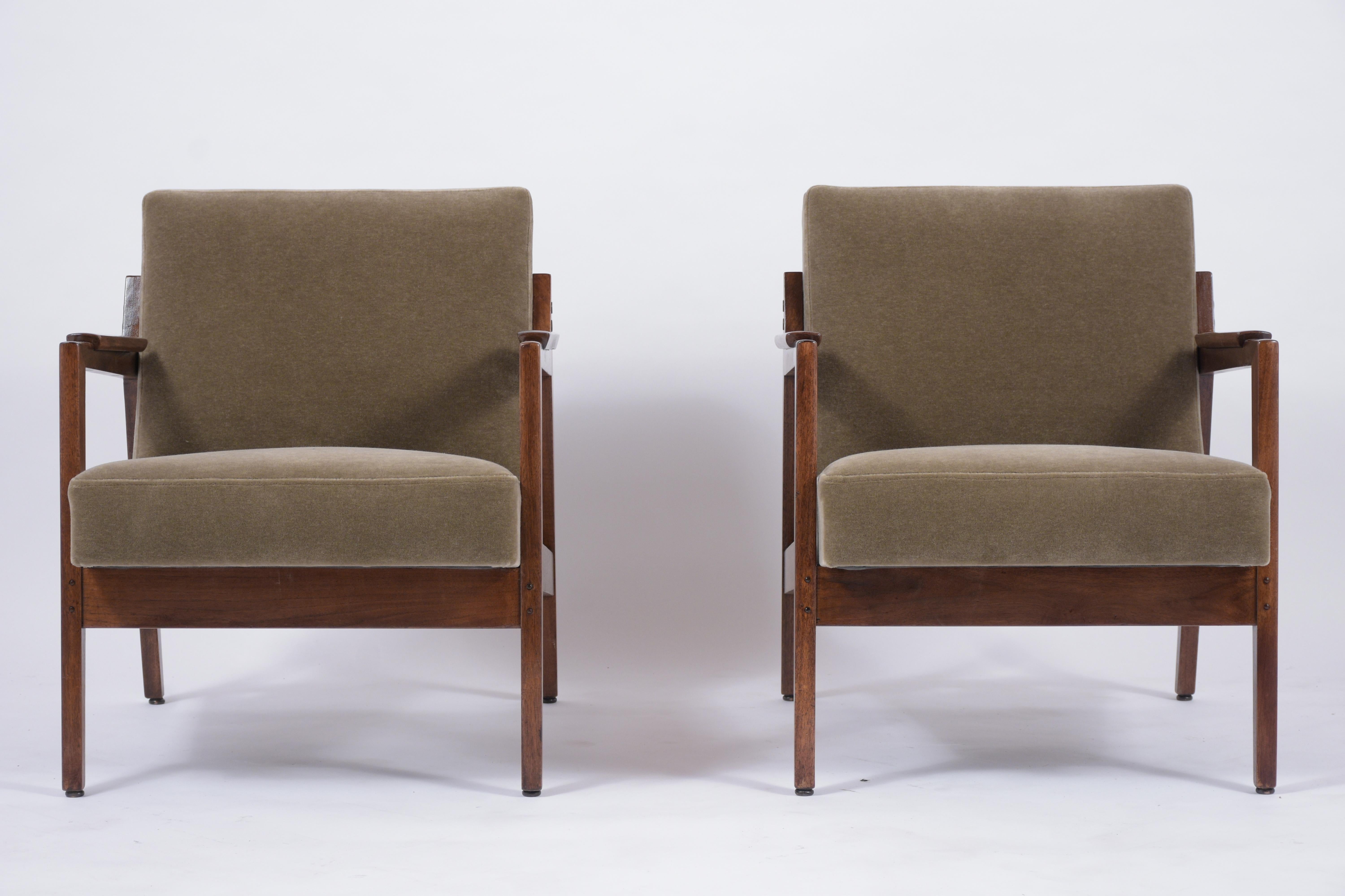 Fabric 1960's Pair of Mid-Century Modern Walnut Lounge Chairs