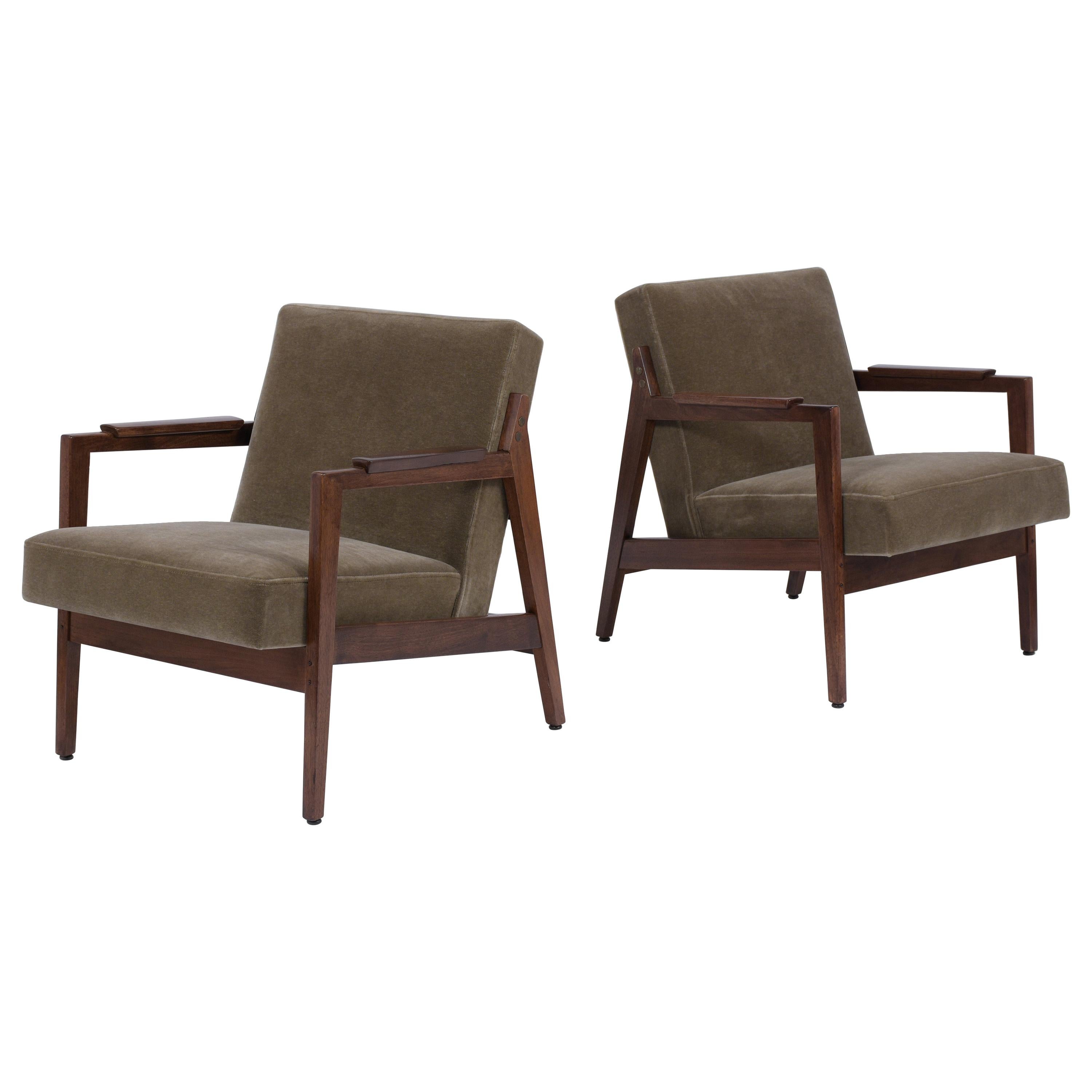 1960's Pair of Mid-Century Modern Walnut Lounge Chairs
