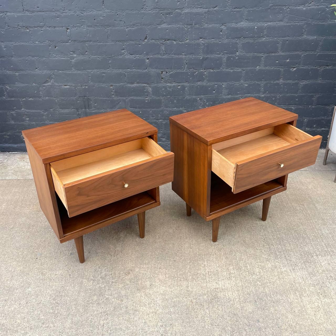 Newly Refinished - Pair of Mid-Century Modern Walnut Night Stands 1
