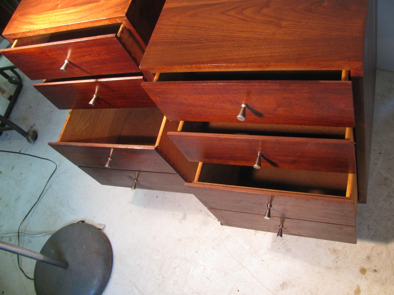 Pair of Mid-Century Modern Walnut Night Tables By Paul McCobb 1