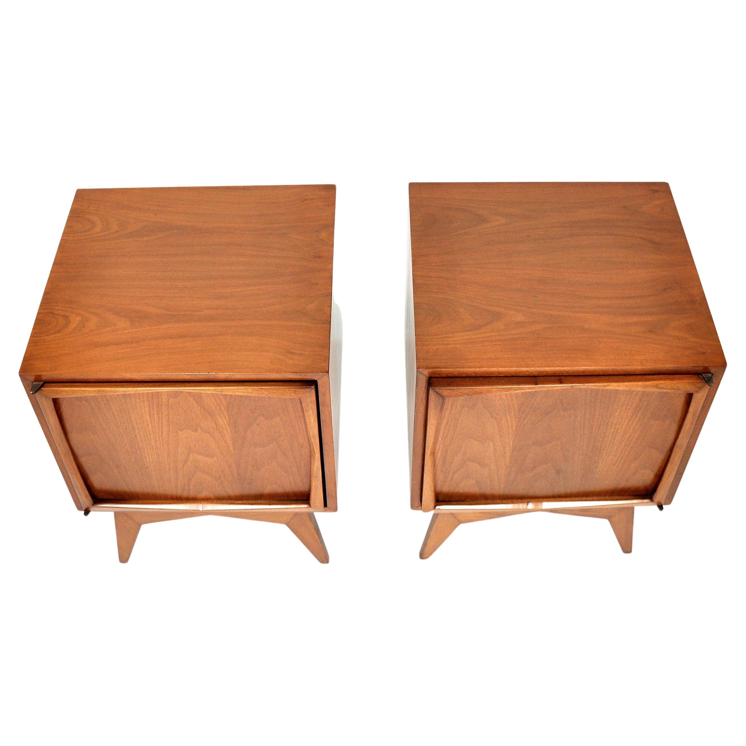 Mid-Century Modern Walnut Nightstands or Side Tables 1