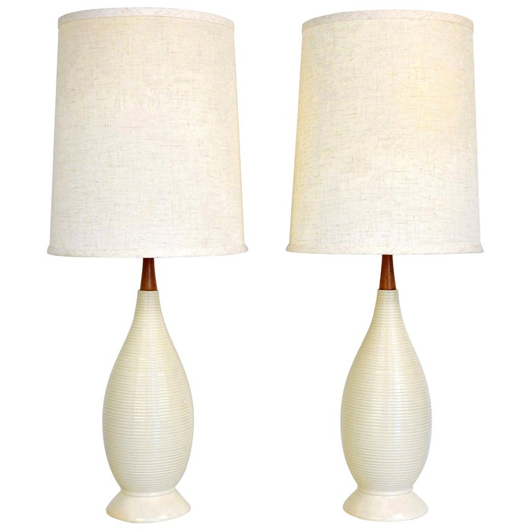 Mid Century Modern White Beehive Lamps, Beehive Table Lamp