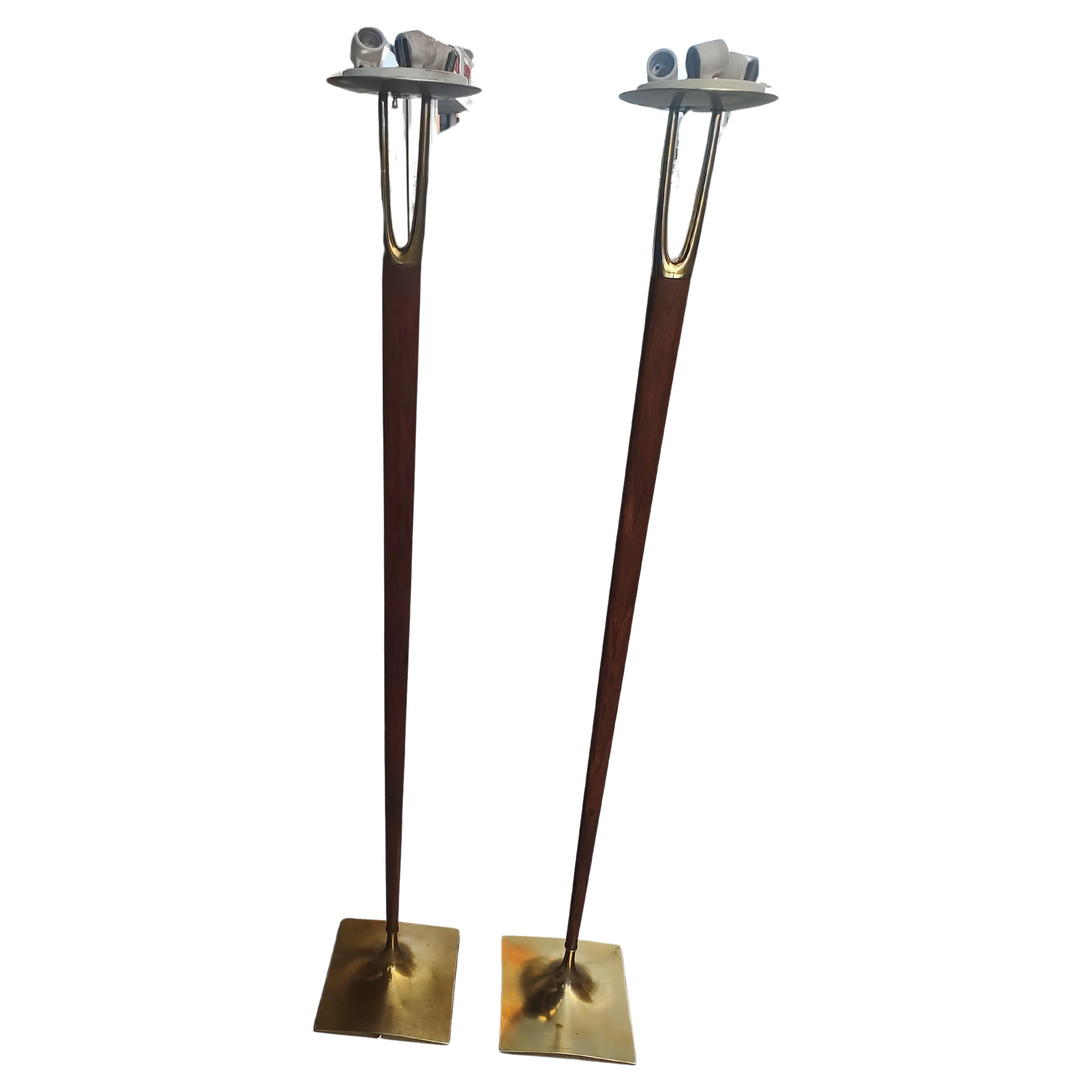 American Pair of Mid Century Modern Wishbone Floor Lamps by Gerald Thurston for Laurel For Sale