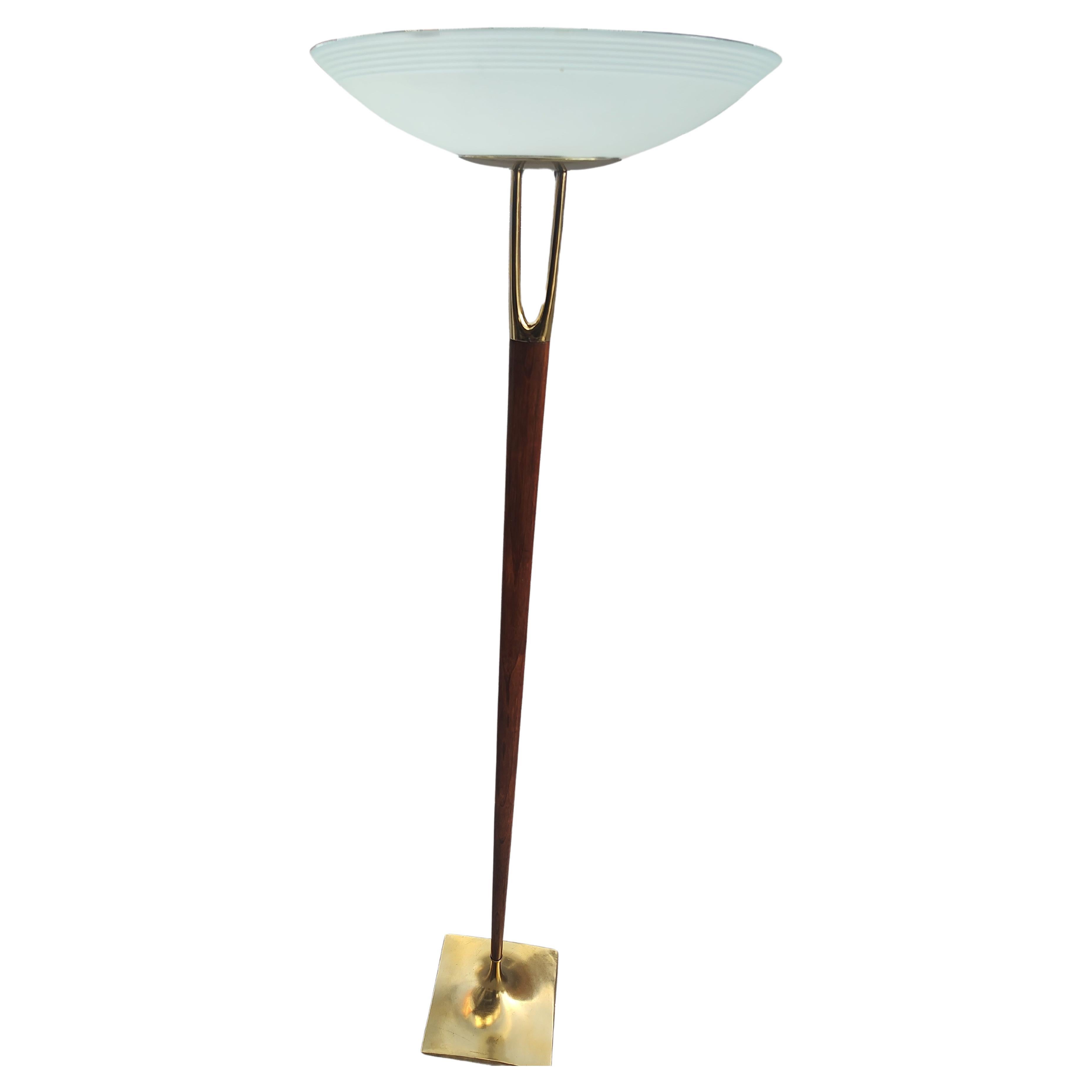 Buriné Paire de lampadaires Wishbone modernes du milieu du siècle dernier par Gerald Thurston pour Laurel en vente