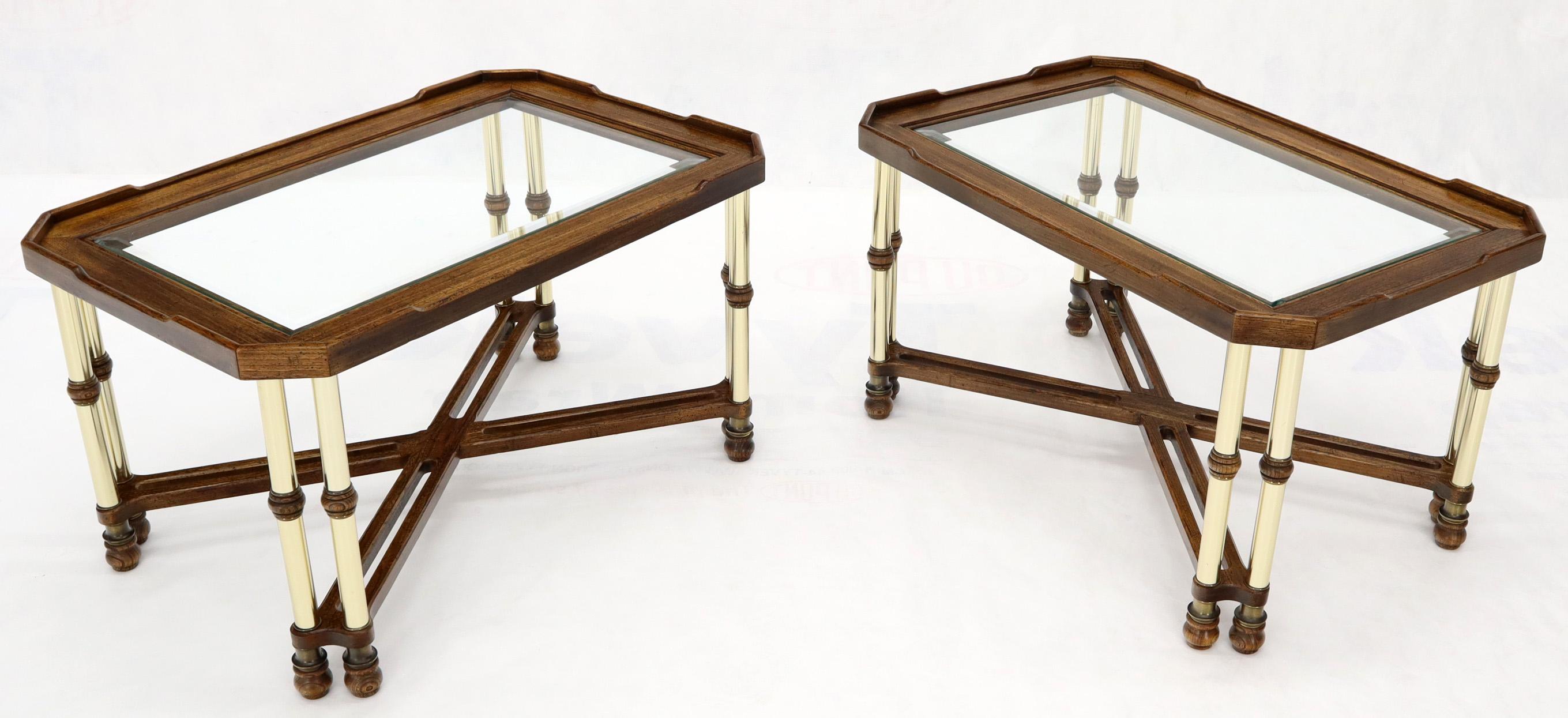 Polished Pair of Mid-Century Modern X-Bases Glass Tops End Side Tables For Sale