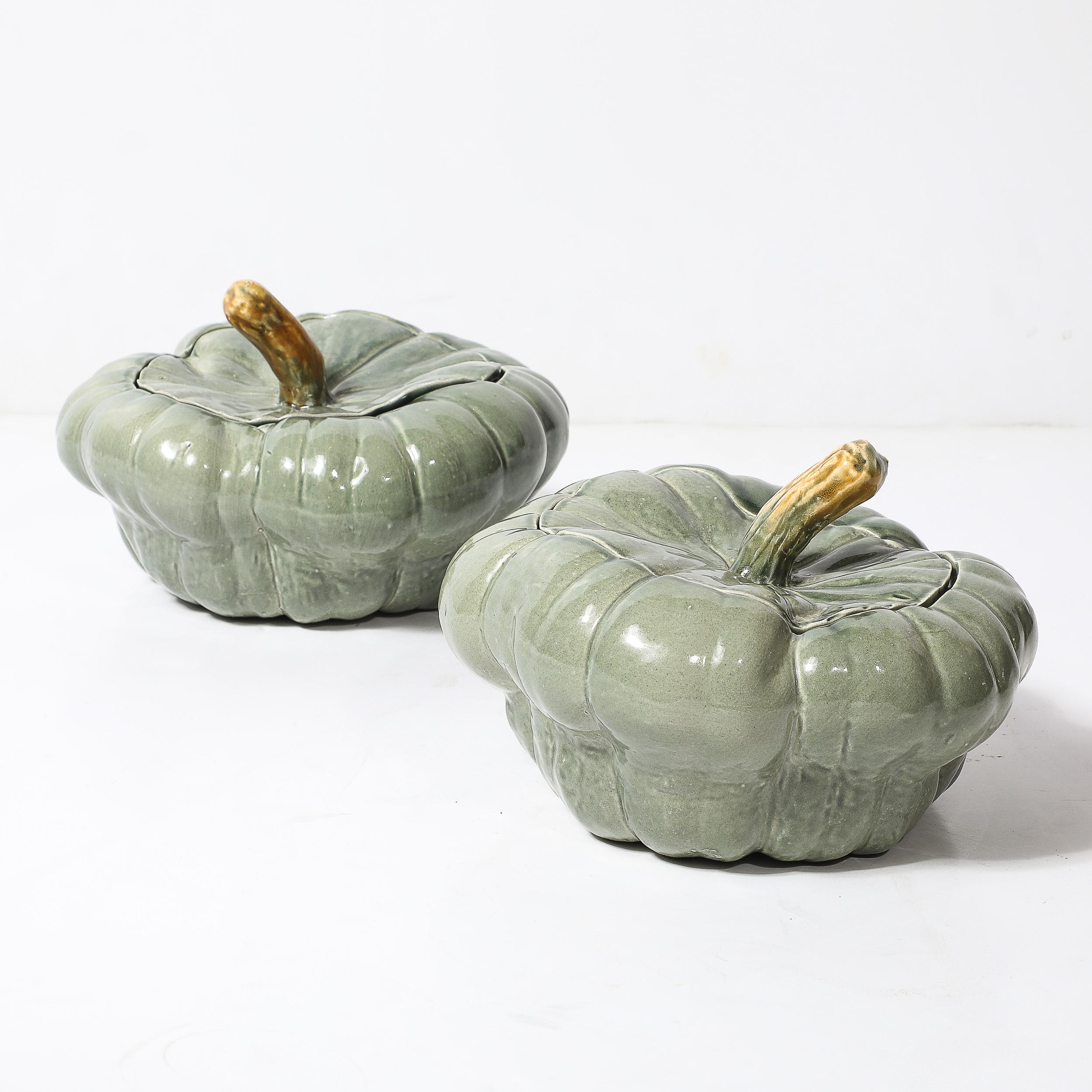 Paire de soupières à couvercle en céramique moderniste du milieu du siècle dernier Excellent état - En vente à New York, NY