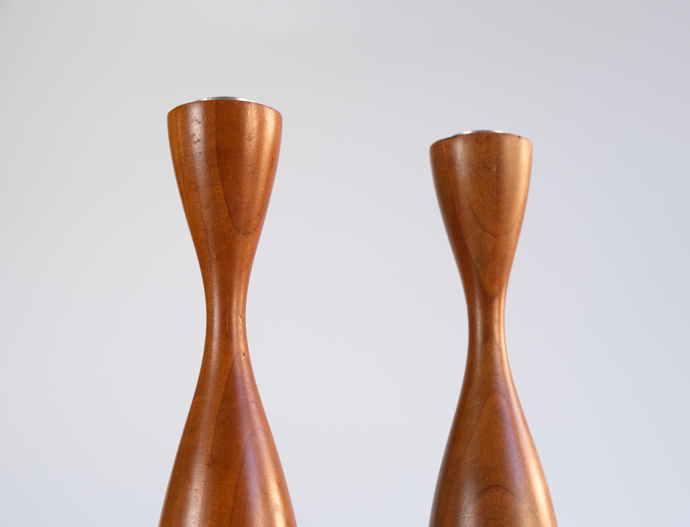 Pair of Mid-Century Modernist Danish Style Candlesticks / Candle Holders, 1960s In Good Condition In London, GB