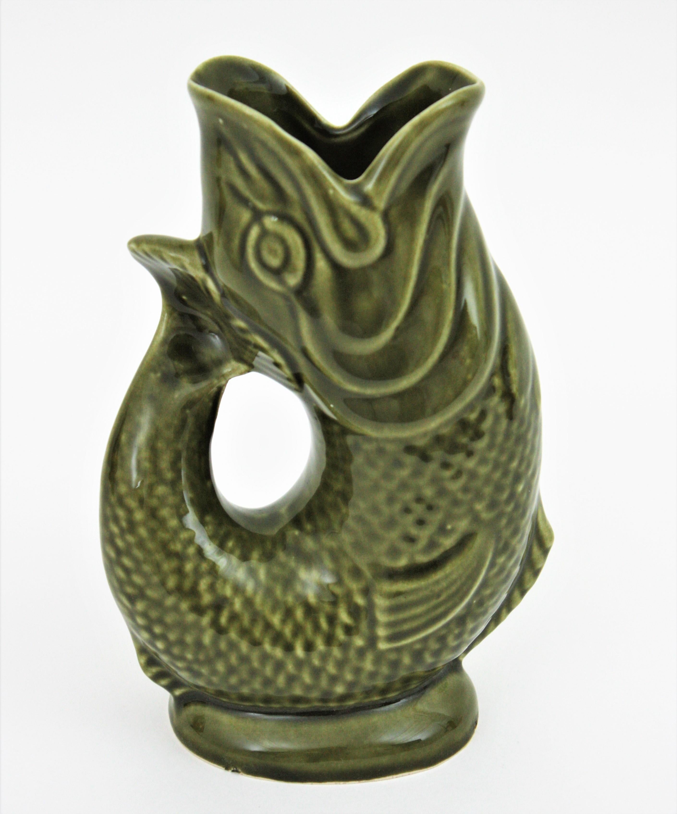 Pair of Mid-Century Modern Glazed Ceramic Gurgle Fish Jugs / Pitchers In Good Condition In Barcelona, ES