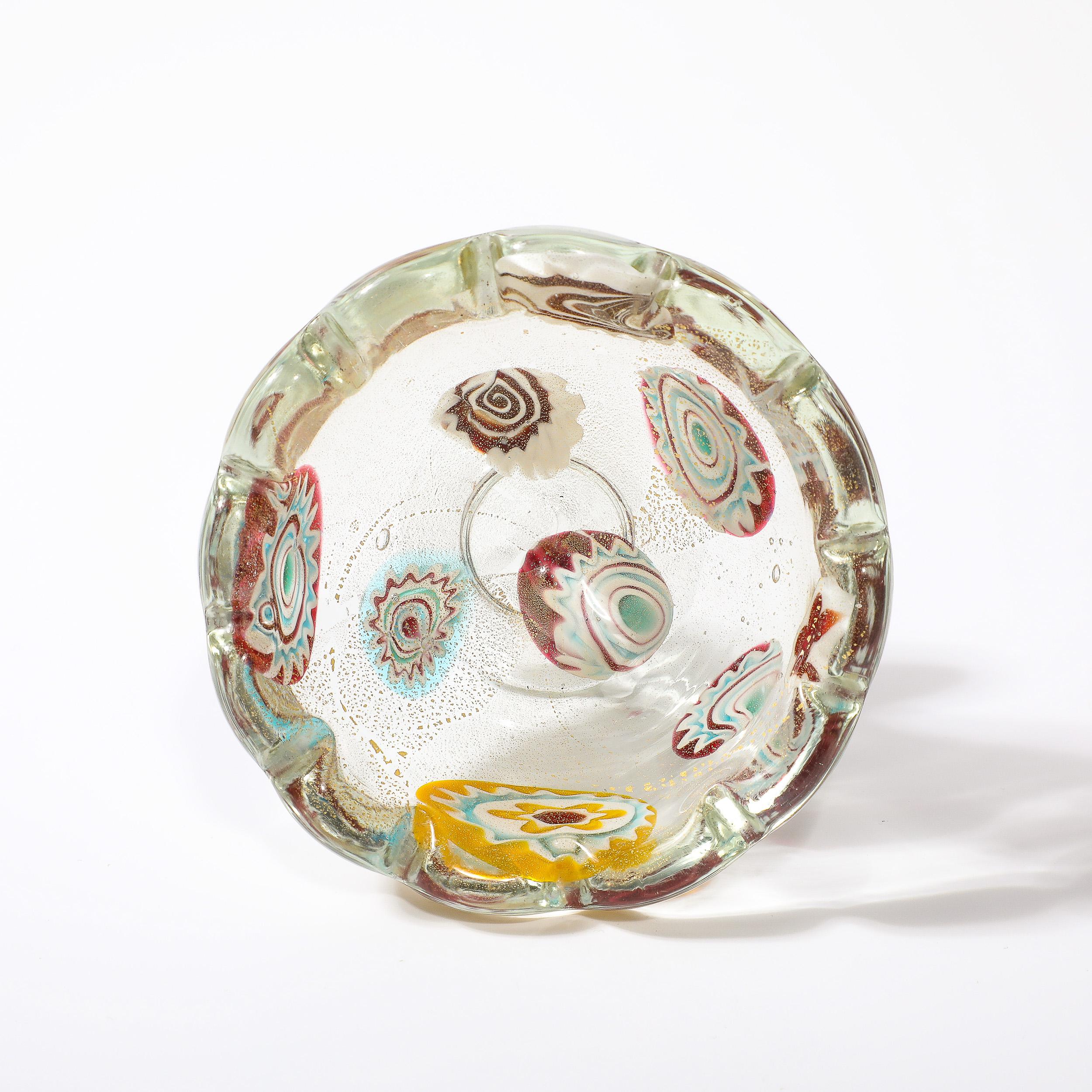 Paire de bols modernistes du milieu du siècle en verre de Murano soufflé à la main avec bords festonnés en vente 3