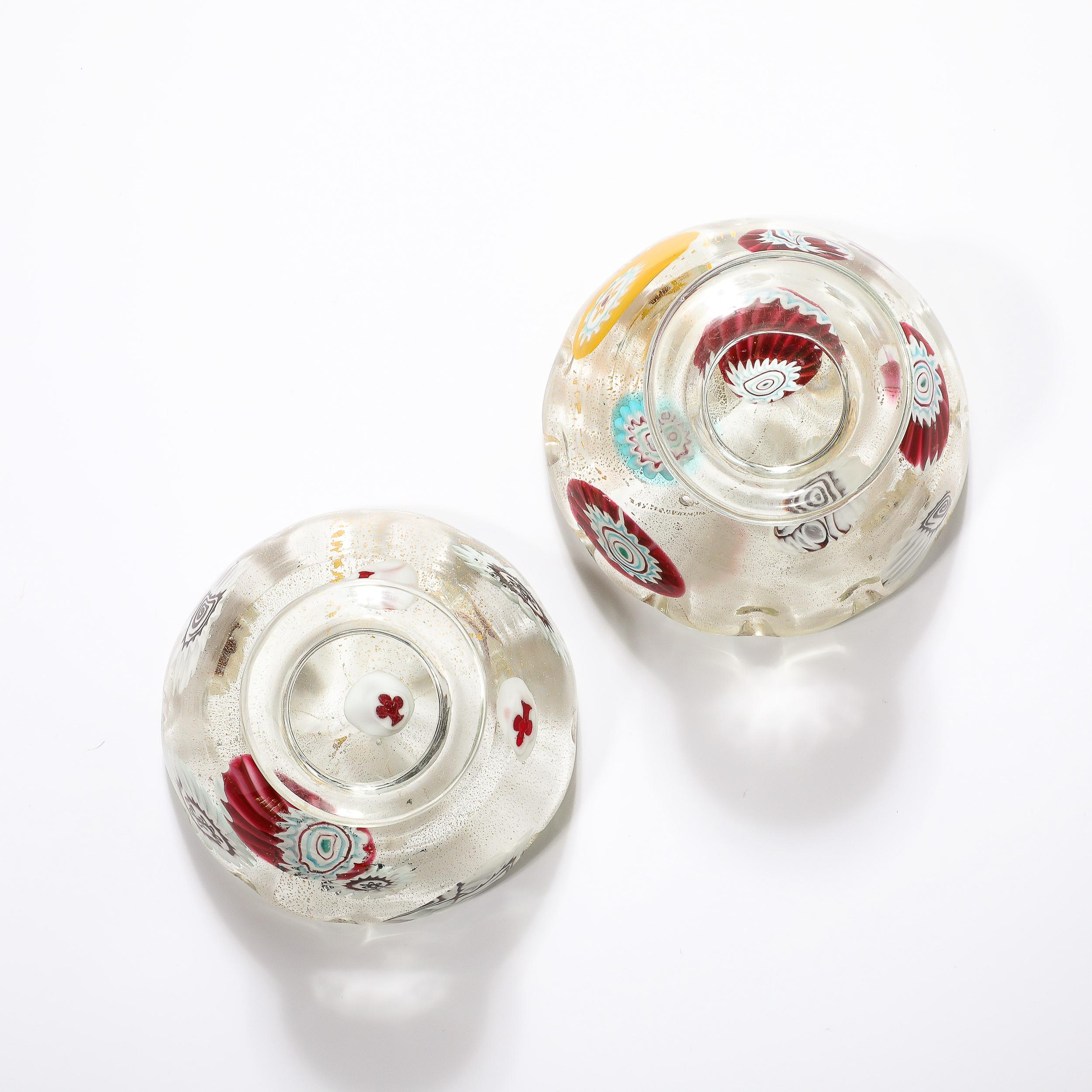 Paire de bols modernistes du milieu du siècle en verre de Murano soufflé à la main avec bords festonnés en vente 6