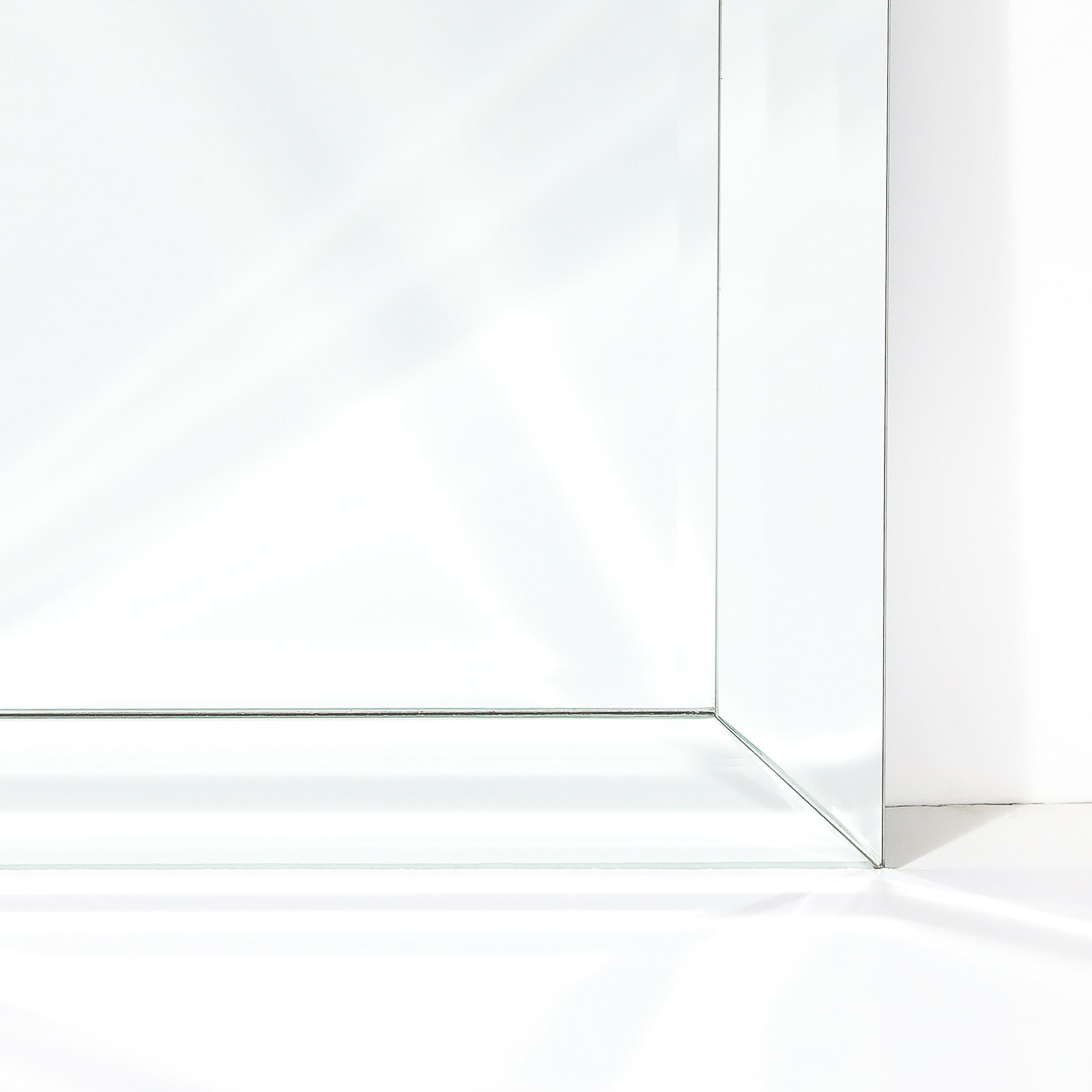 Paire de miroirs en forme d'arche avec biseau, de style moderniste du milieu du siècle, à empattement serré en vente 4