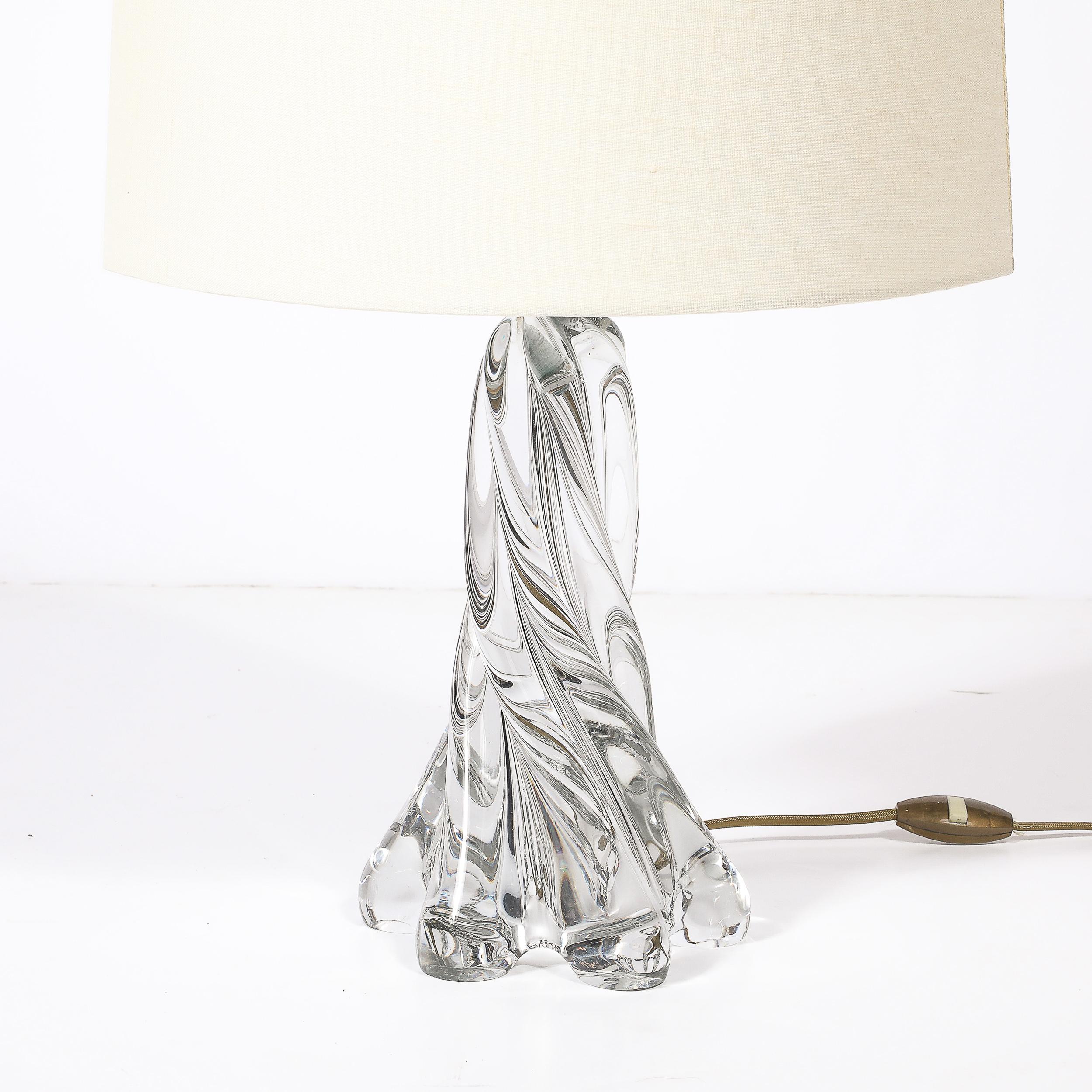 Paar Modernistische Spiralförmige Kristalltischlampen aus der Mitte des Jahrhunderts (Moderne der Mitte des Jahrhunderts) im Angebot