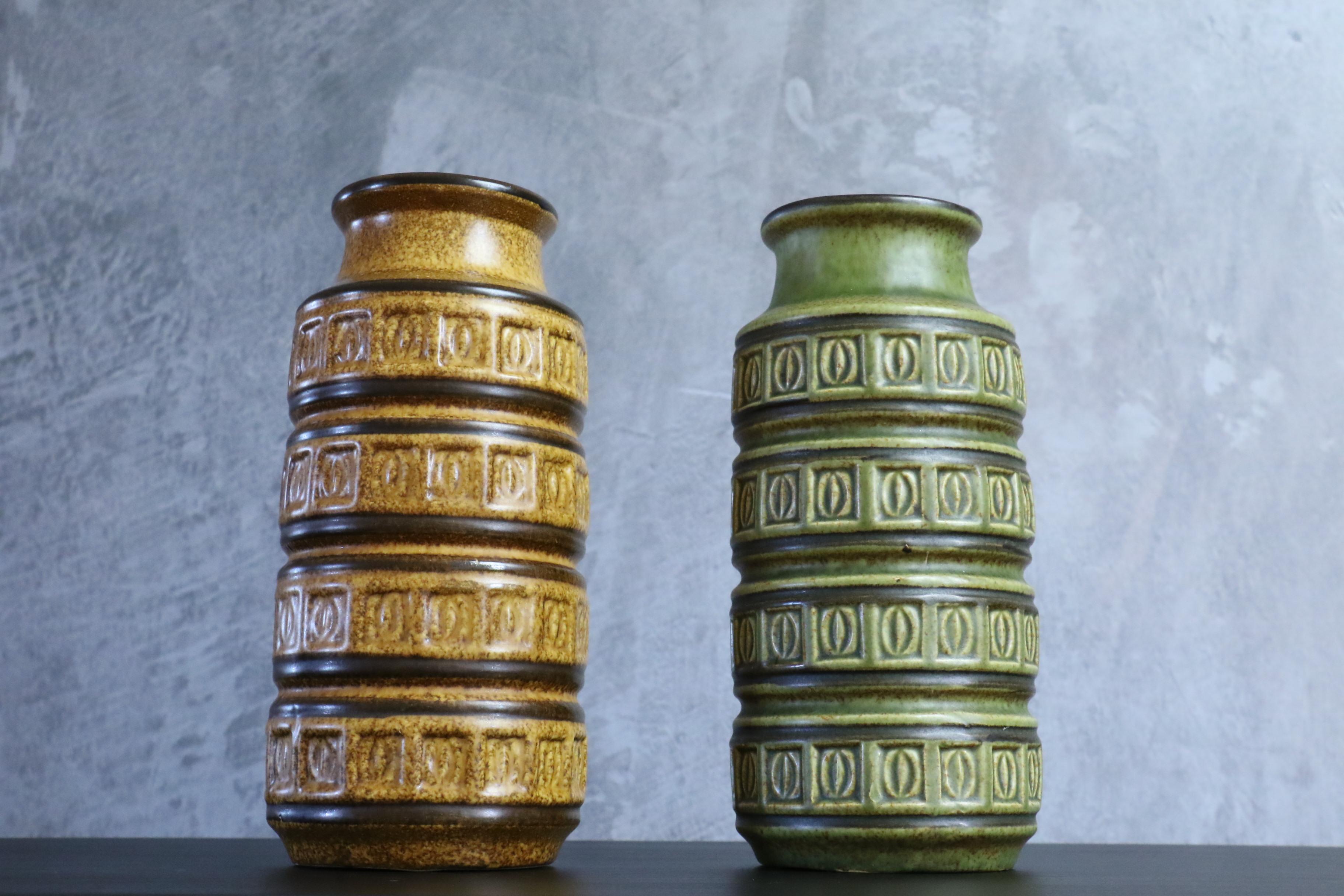 Coppia di vasi della Germania Occidentale modernista di metà secolo di Scheurich Keramik, circa 1970 in vendita 5
