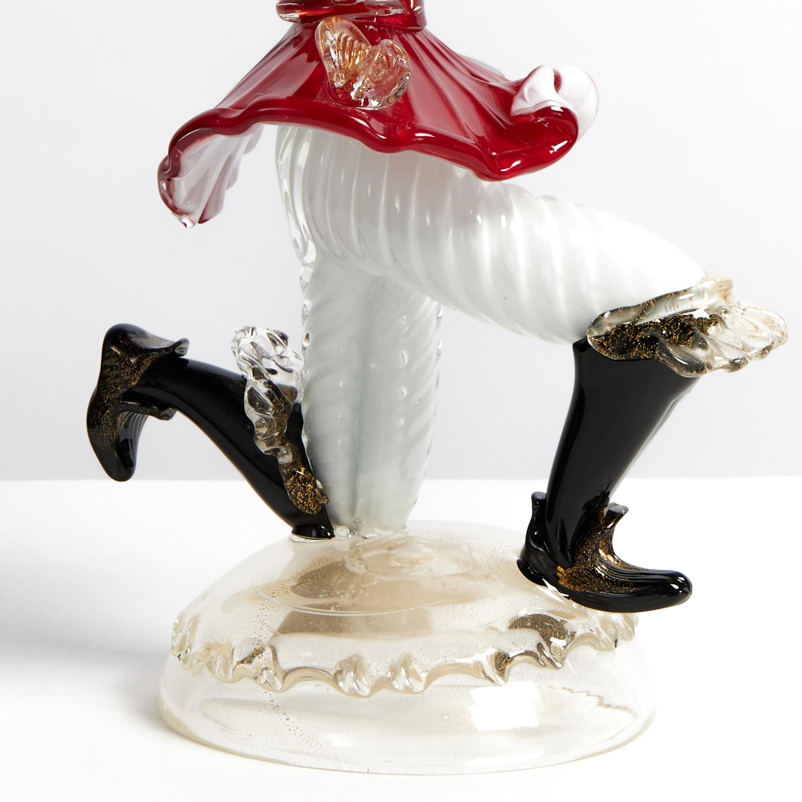 Coppia di candelieri a figura danzante in vetro di Murano della metà del secolo scorso in vendita 1