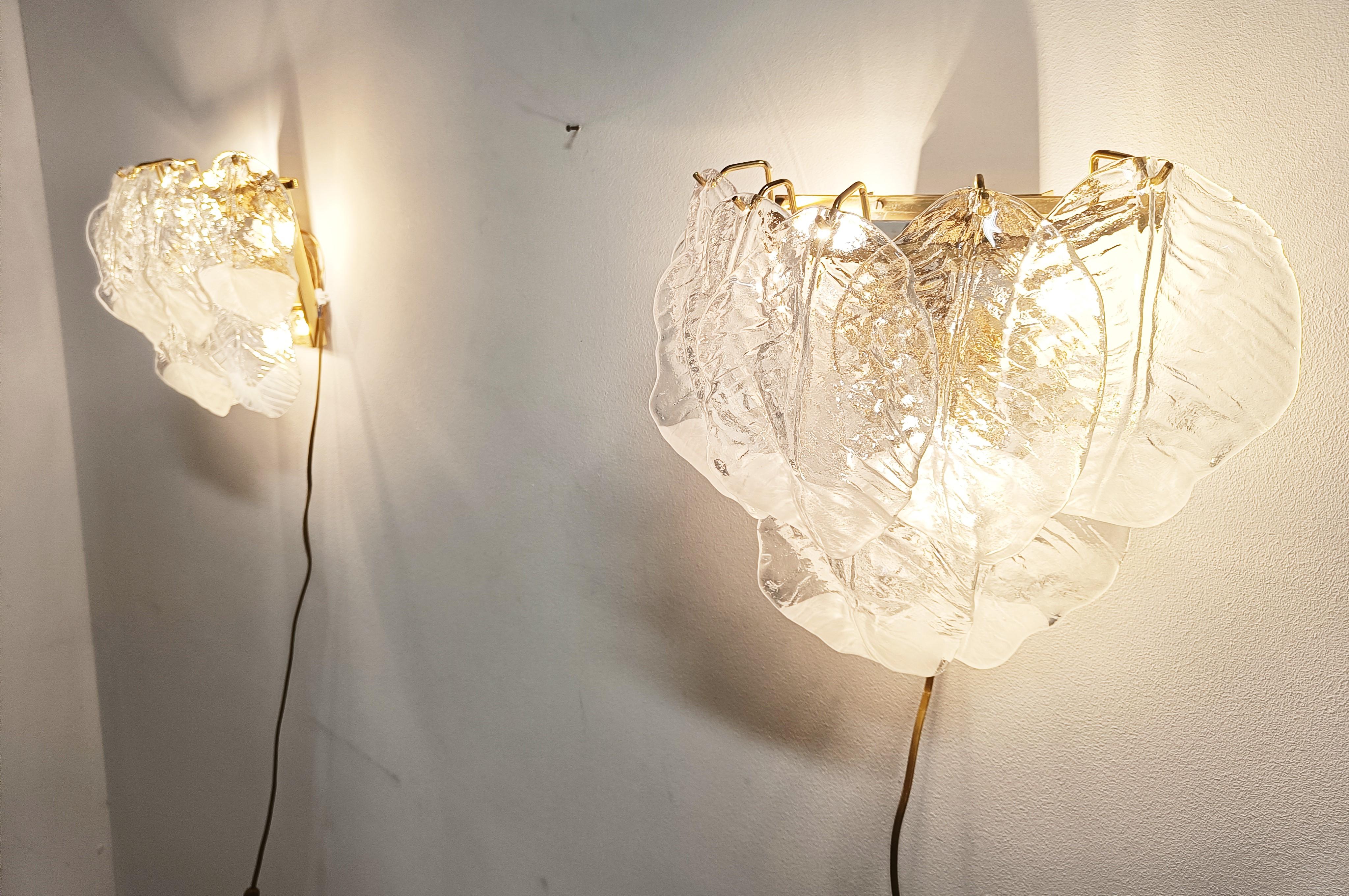 Pair of Midcentury Murano Glass Leaf Wall Lamps, 1970s For Sale 6