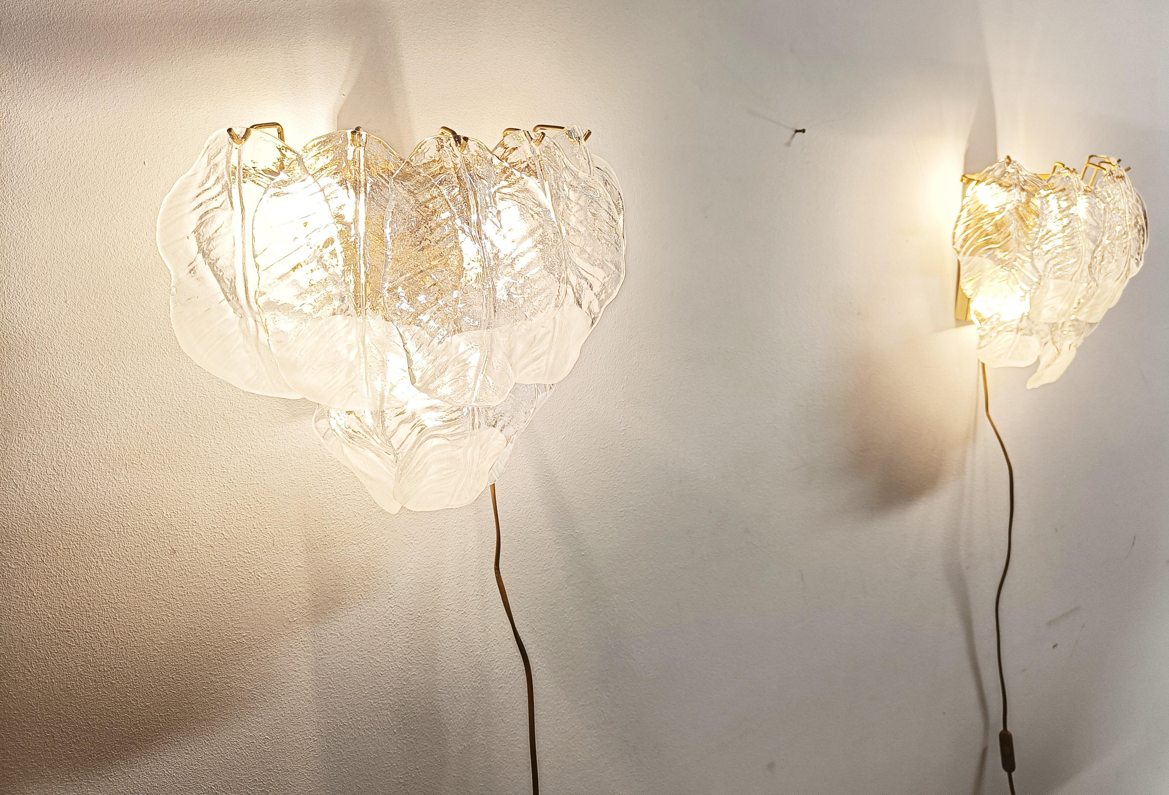 Pair of Midcentury Murano Glass Leaf Wall Lamps, 1970s For Sale 3