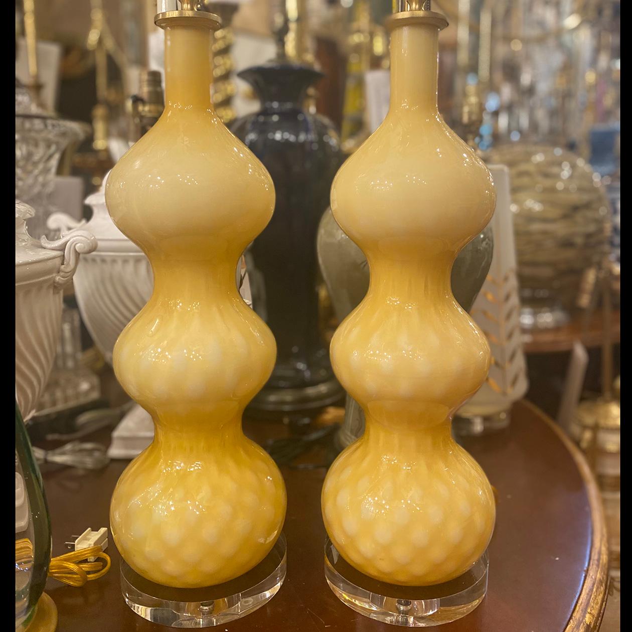 Italian Pair of Mid-Century Murano Glass Table Lamps For Sale