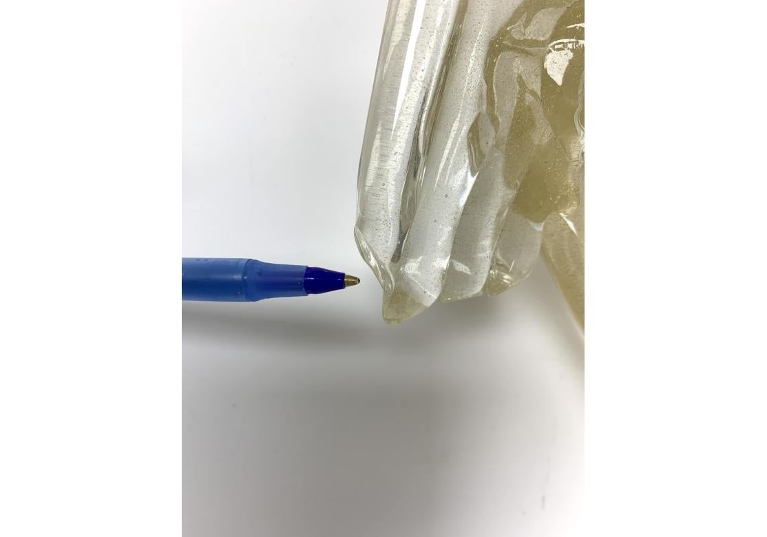 Pair Of Mid Century Murano Shell Form Wall Sconces #2 Moderno de mediados de siglo en venta