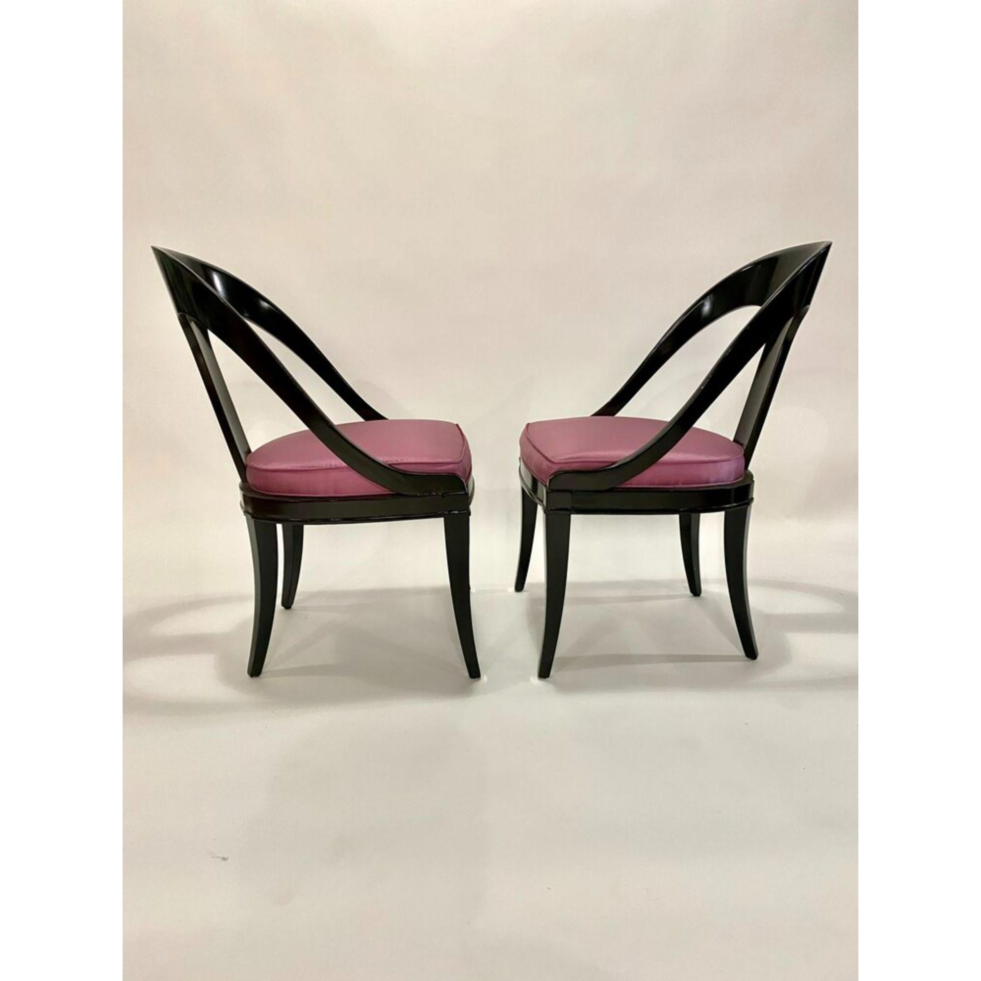 Hollywood Regency Pair of Mid-Century Neoclassic Style Spoon Chairs in Fabric and Wood Frame For Sale