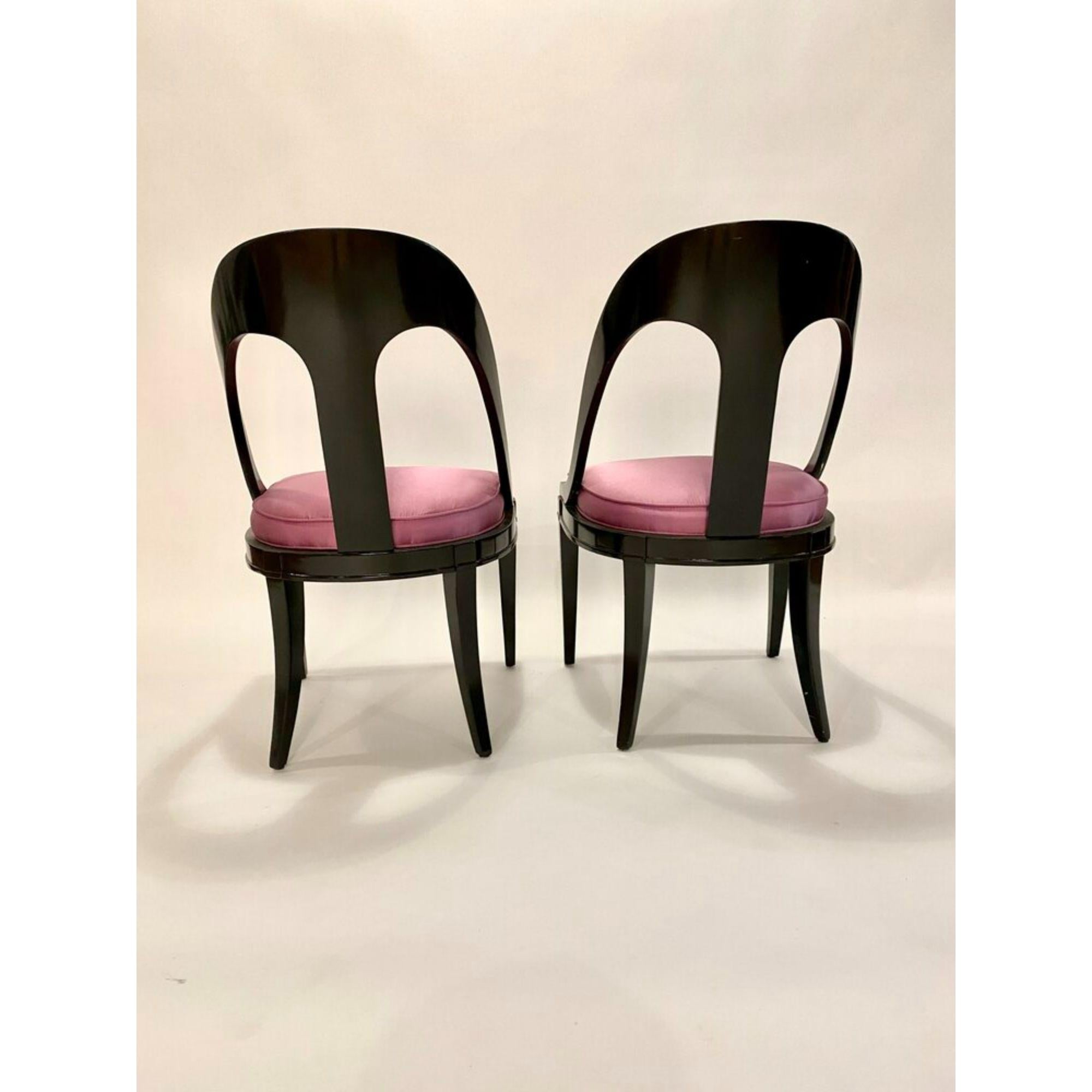 Lacquered Pair of Mid-Century Neoclassic Style Spoon Chairs in Fabric and Wood Frame For Sale