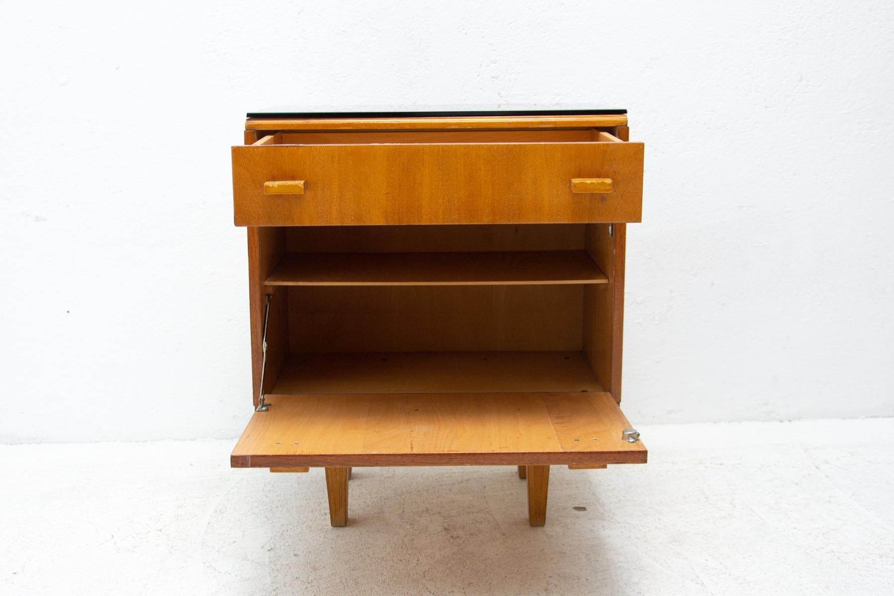 Pair of Mid Century Night Stands, Chest of Drawers by Frantisek Mezulanik, 1970 8
