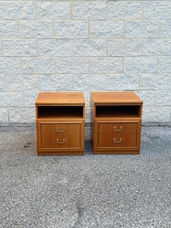 Pair of Mid Century Nightstands With Brass Pulls and Pull-Out Trays
