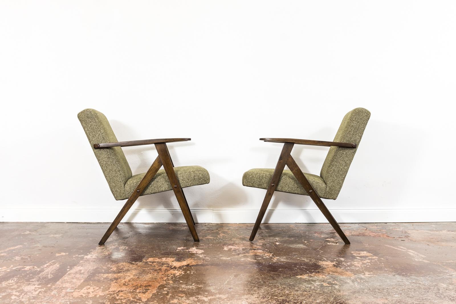 Pair of Midcentury Oak Armchairs, 1960s In Good Condition In Wroclaw, PL